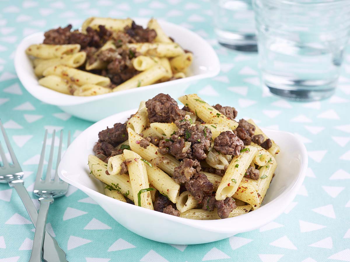 Schnelle Nudelpfanne mit Rindfleisch