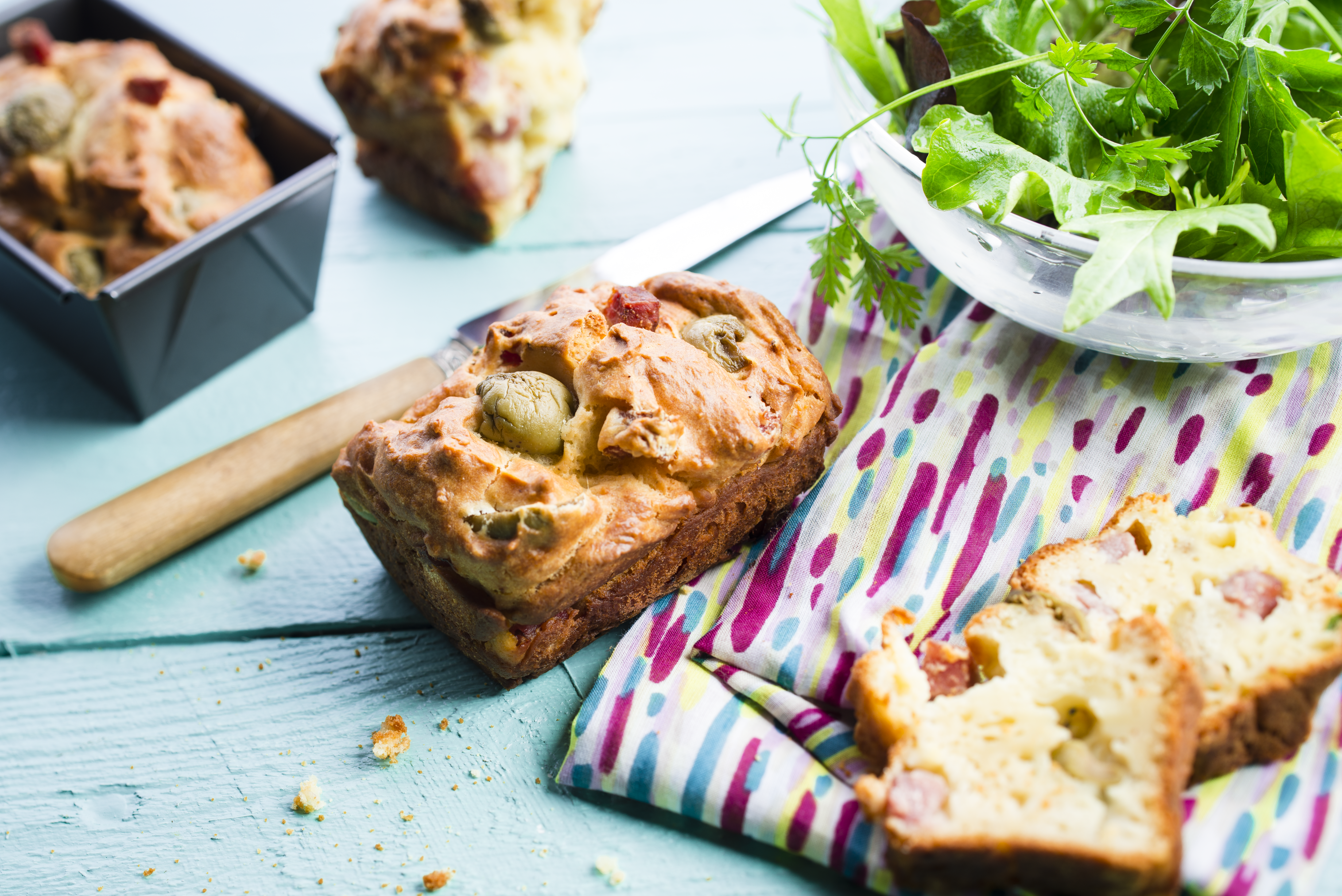 Pastel aceitunas jamón