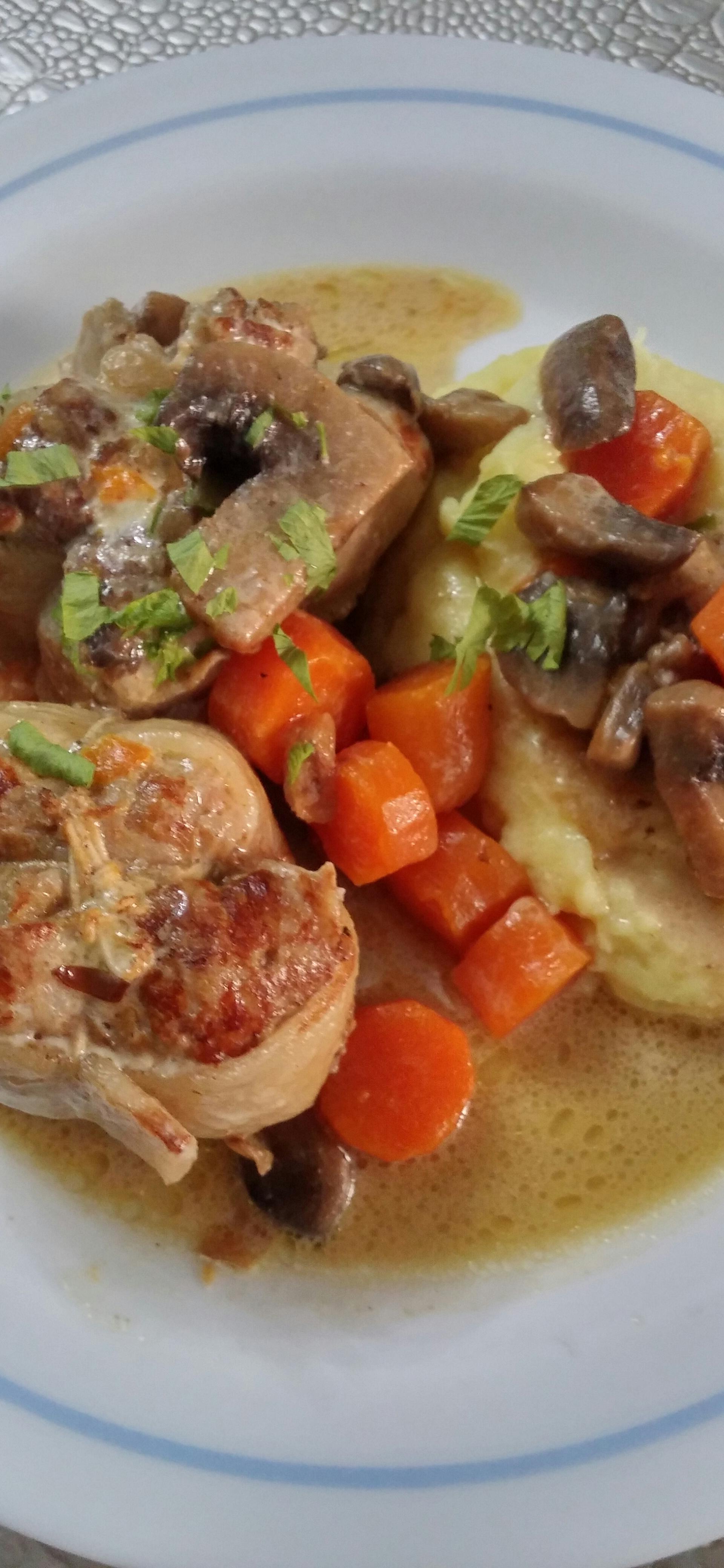 Paupiettes de veau, carottes, champignons à la crème - Recette Cookeo ...