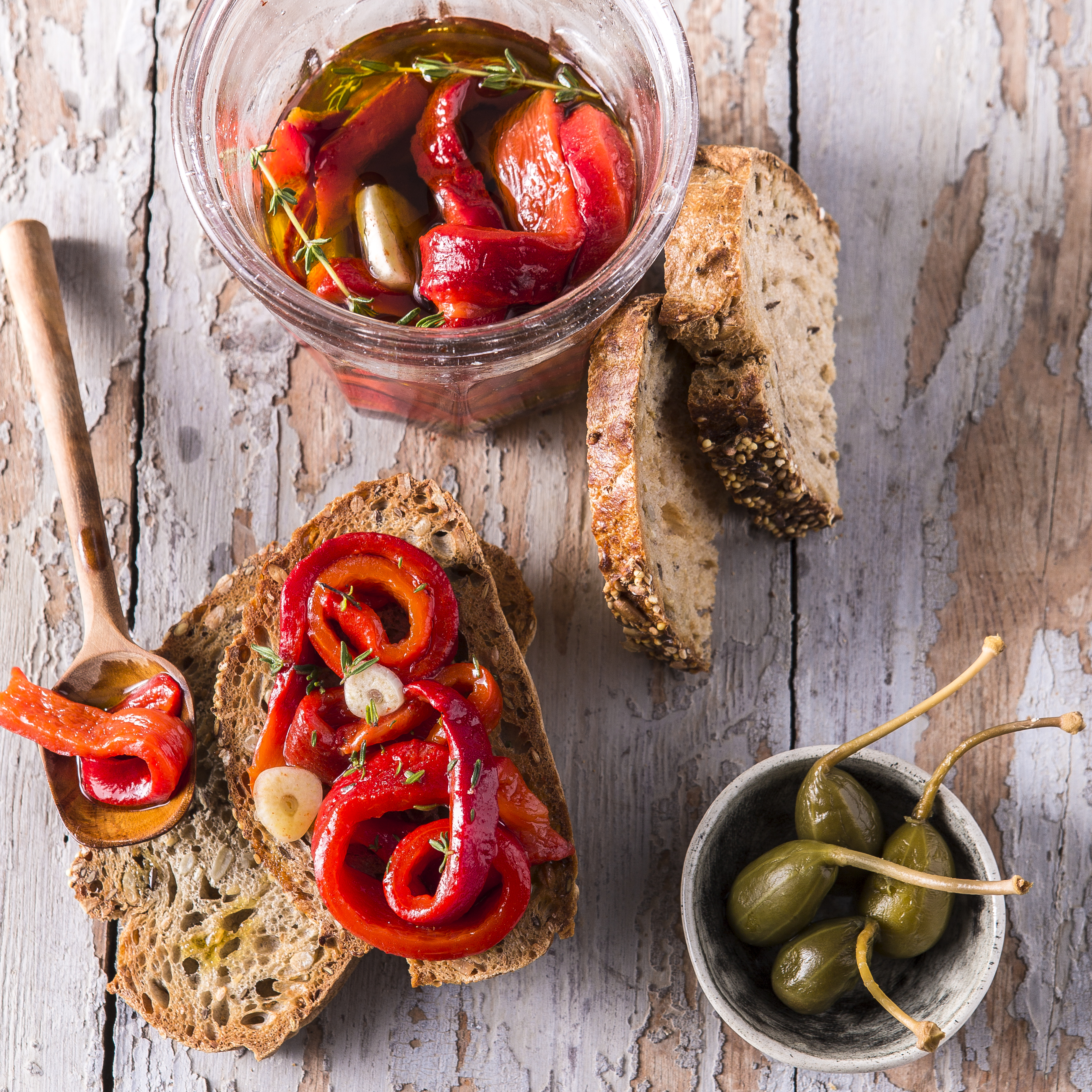Toast con peperoni alla spagnola