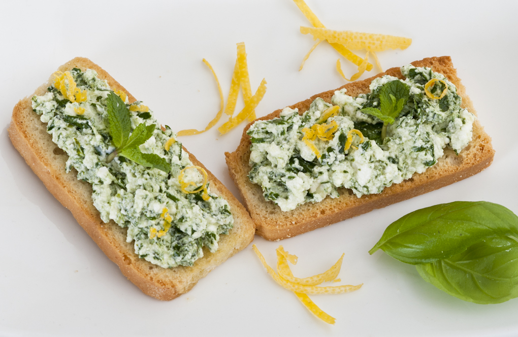 Crostini alle erbe aromatiche