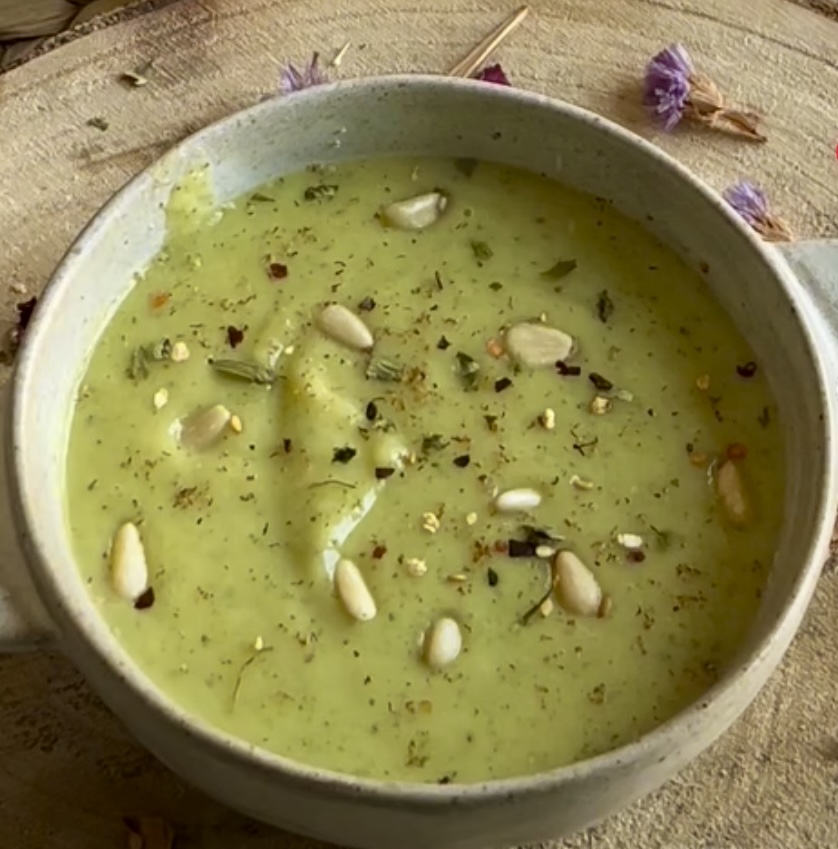 Crema de calabacín con manzana