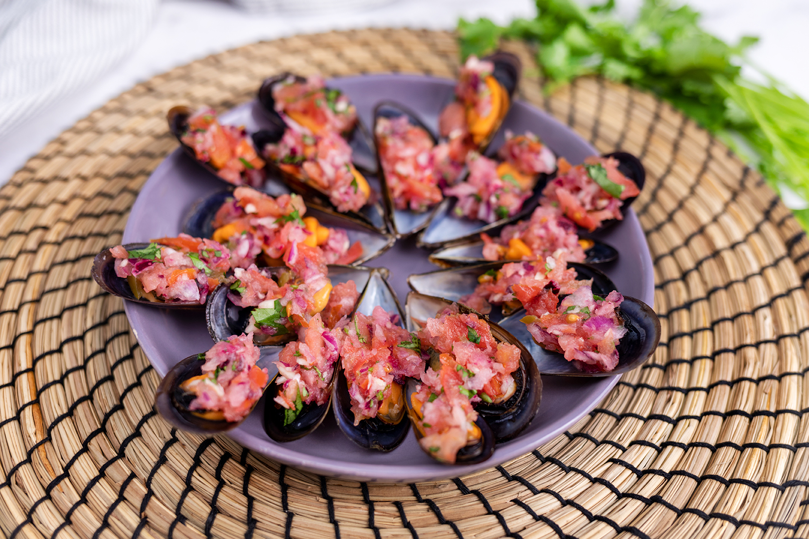 Mejillones con pico de gallo