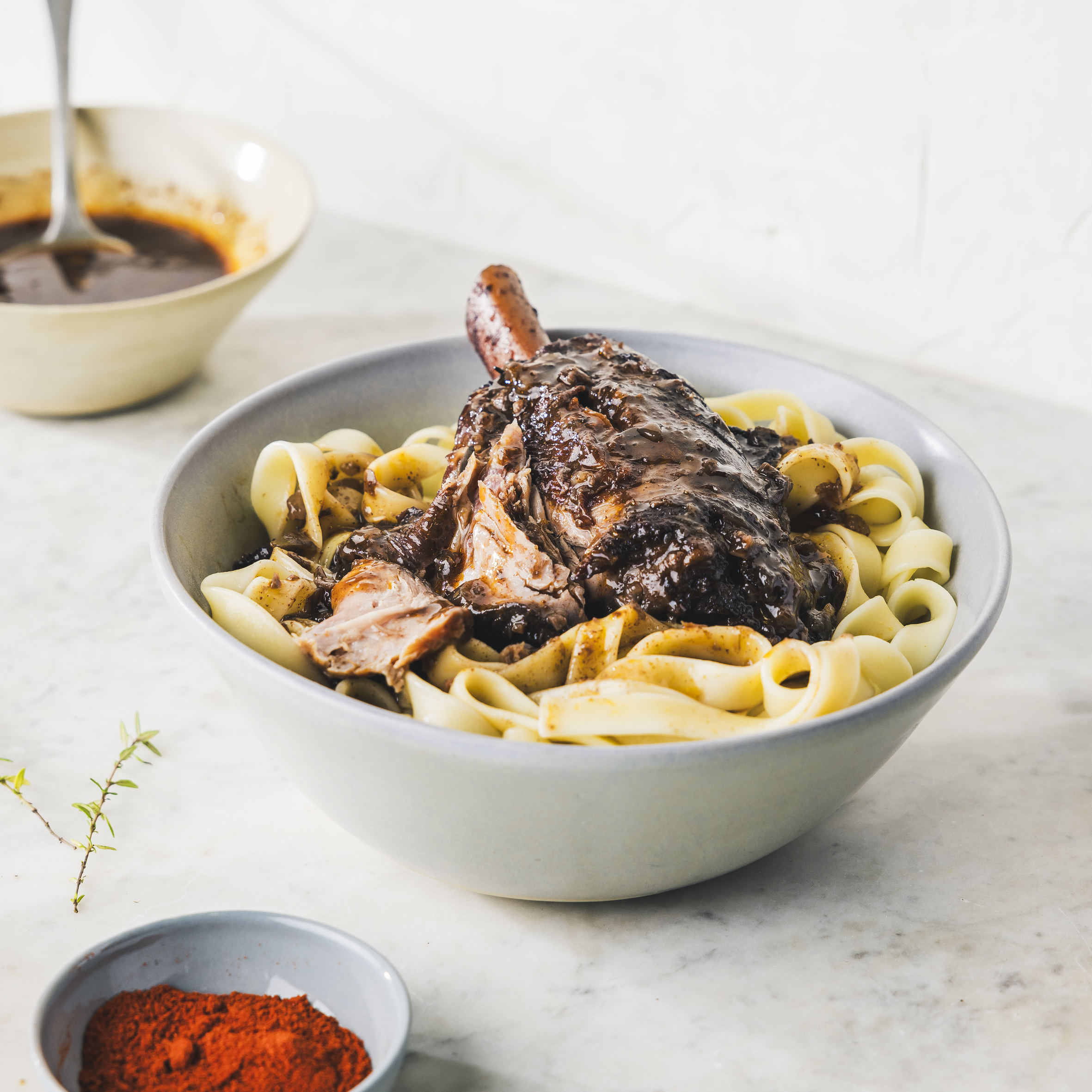 Stinco di agnello al vino rosso