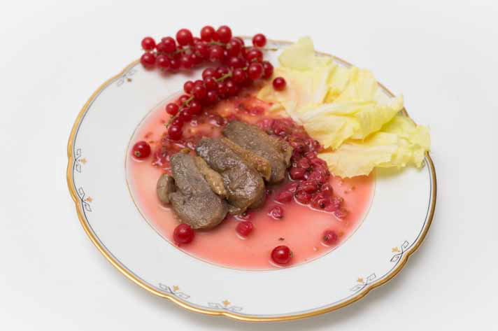 Petto d'anatra con ribes rosso