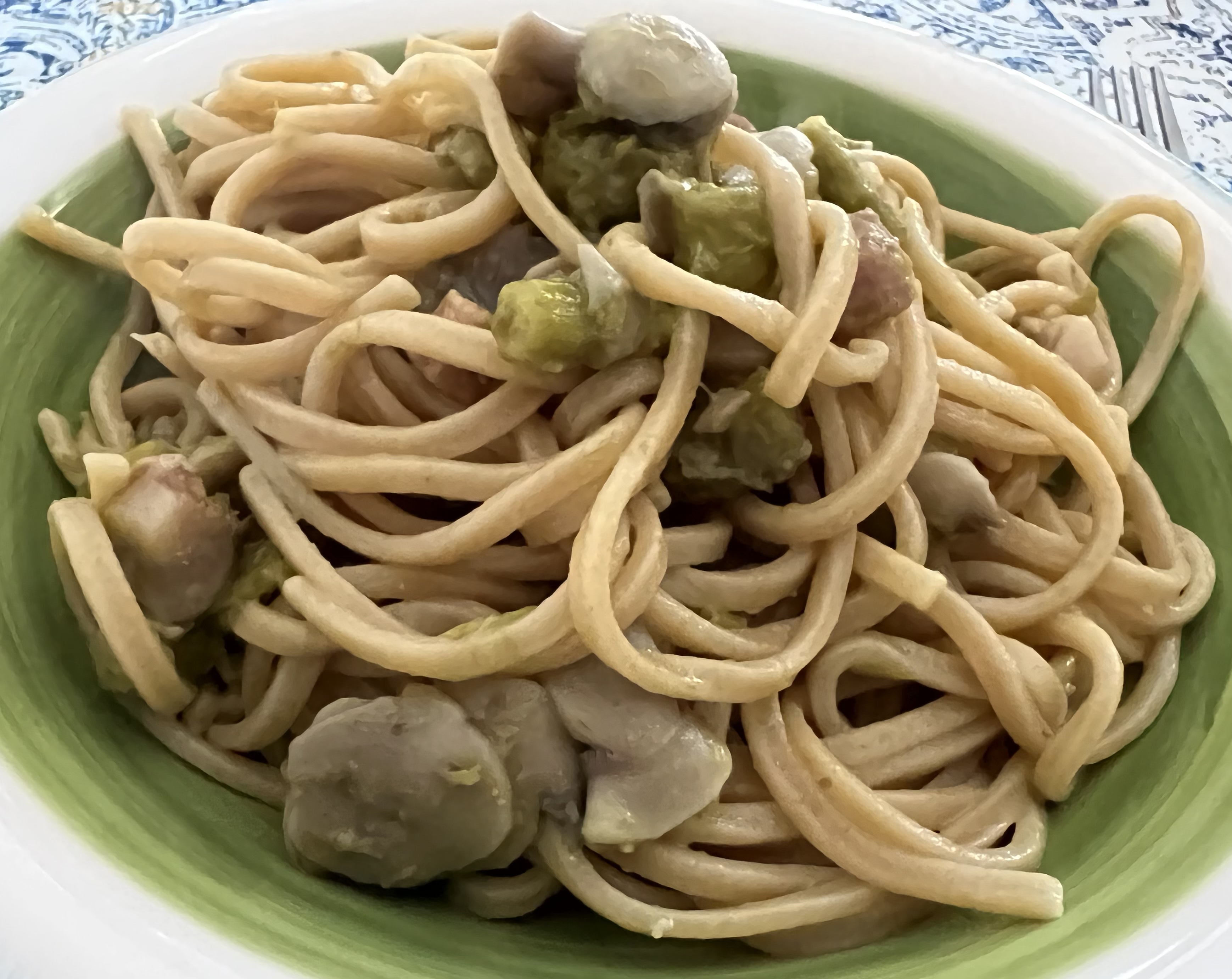 Linguine integrali pancetta funghi e asparagi