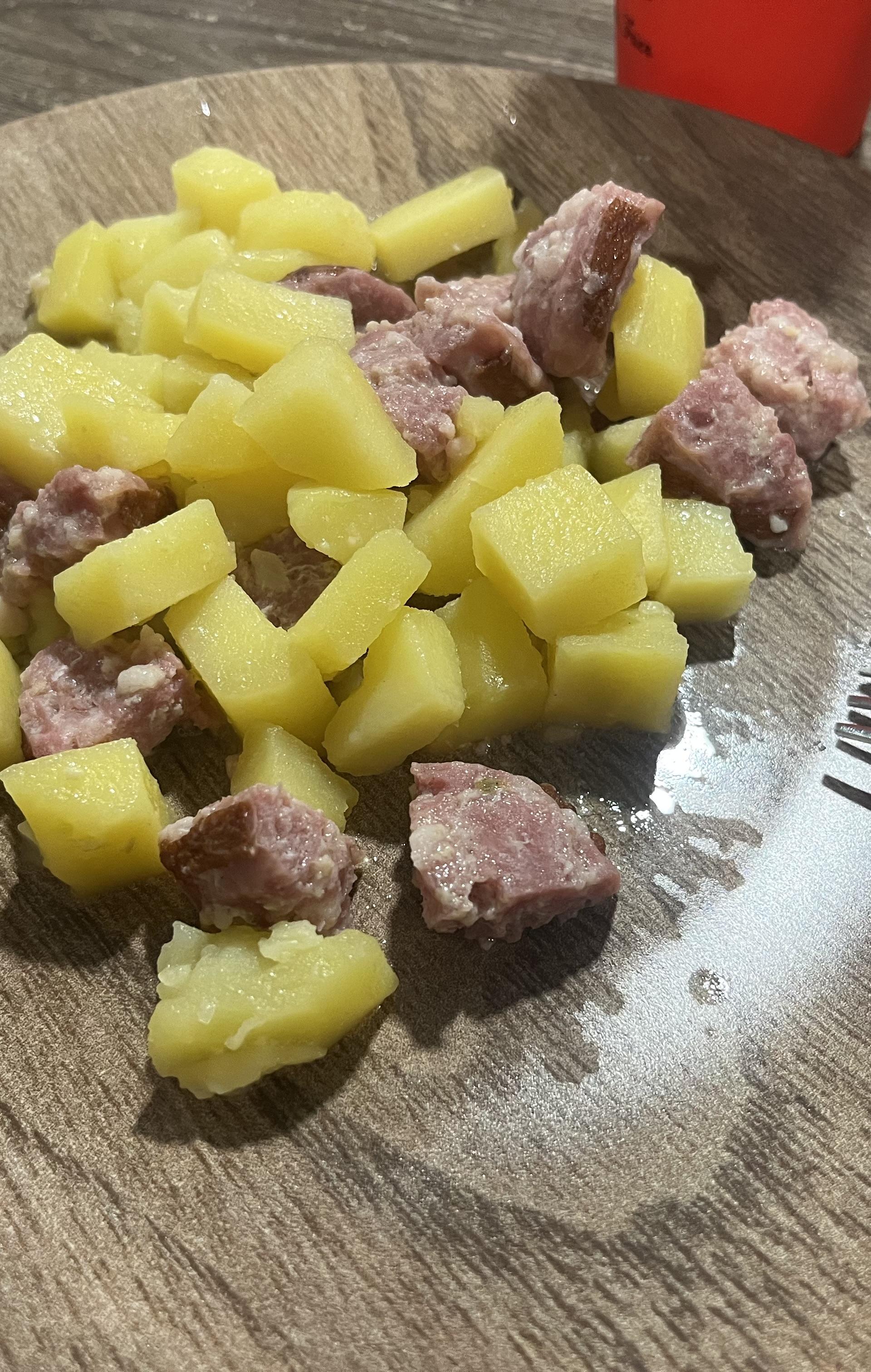 Saucisson à cuire et pomme de terre - Recette Cookeo | Moulinex