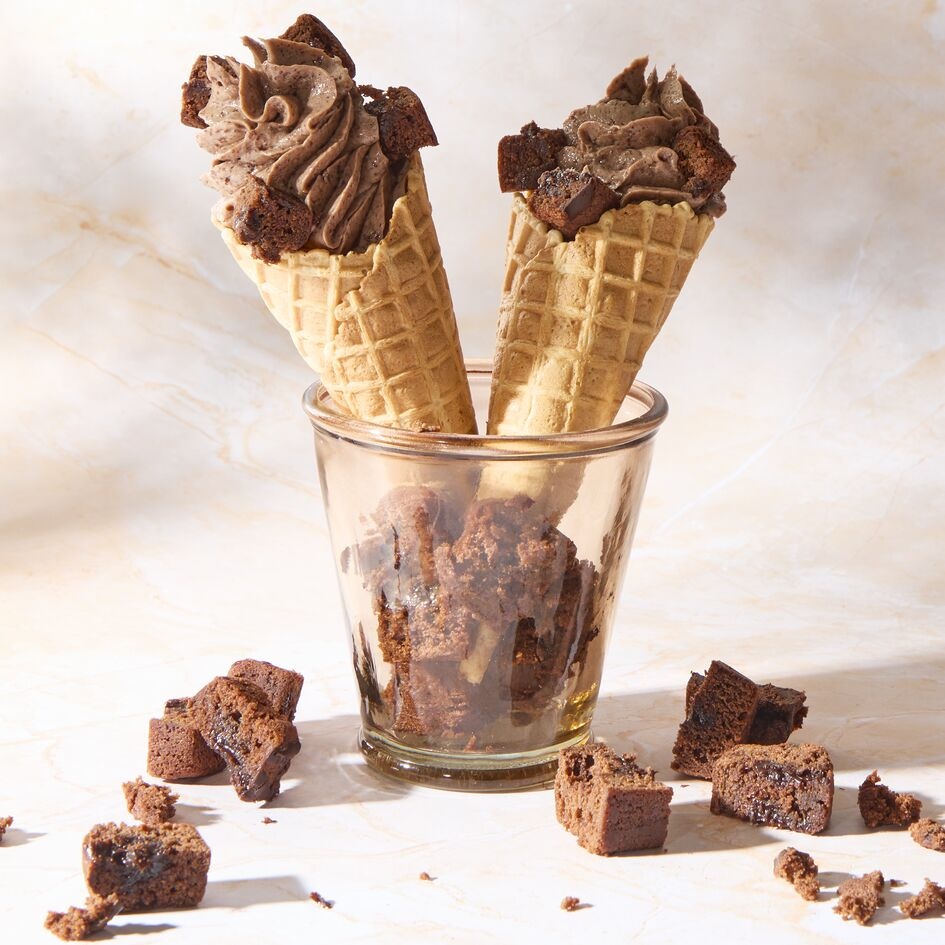 Helado suave de brownie alto en proteínas
