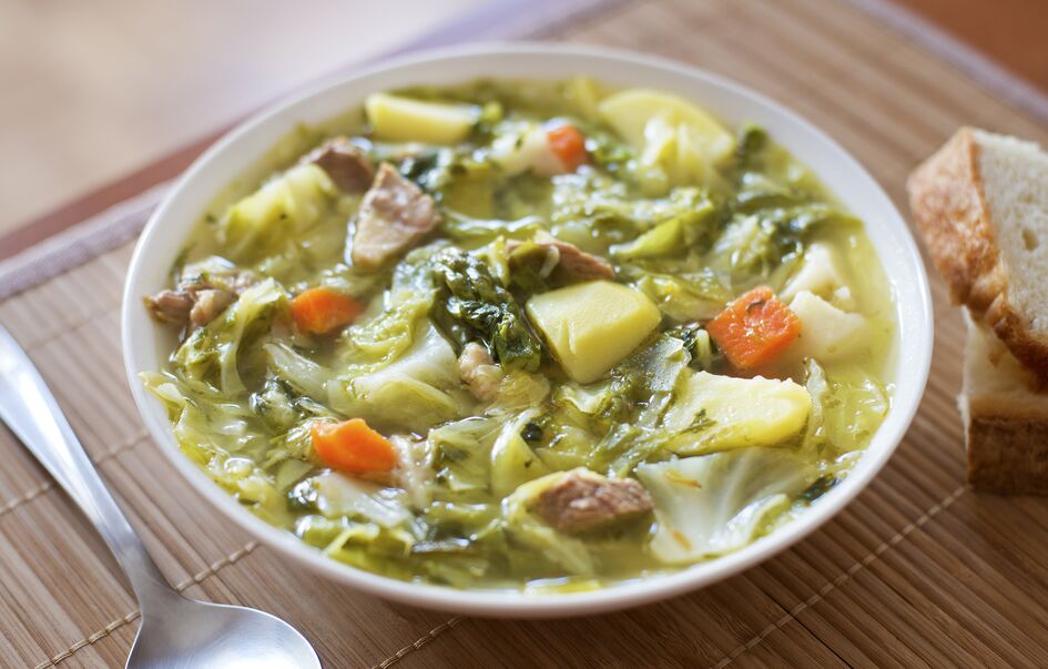 Sopa de repollo con leche de soja