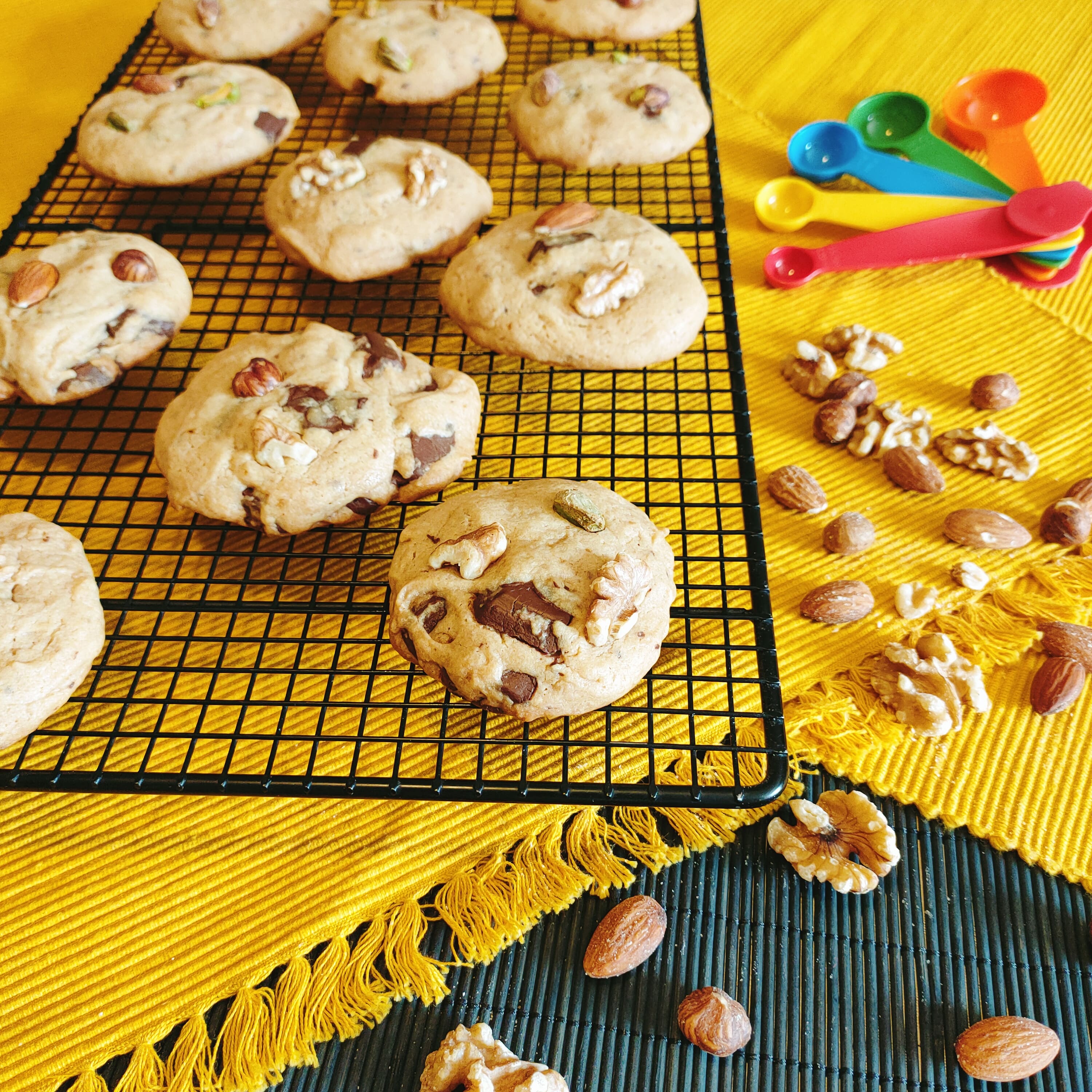 Cookies veganas con chocolate y frutos secos