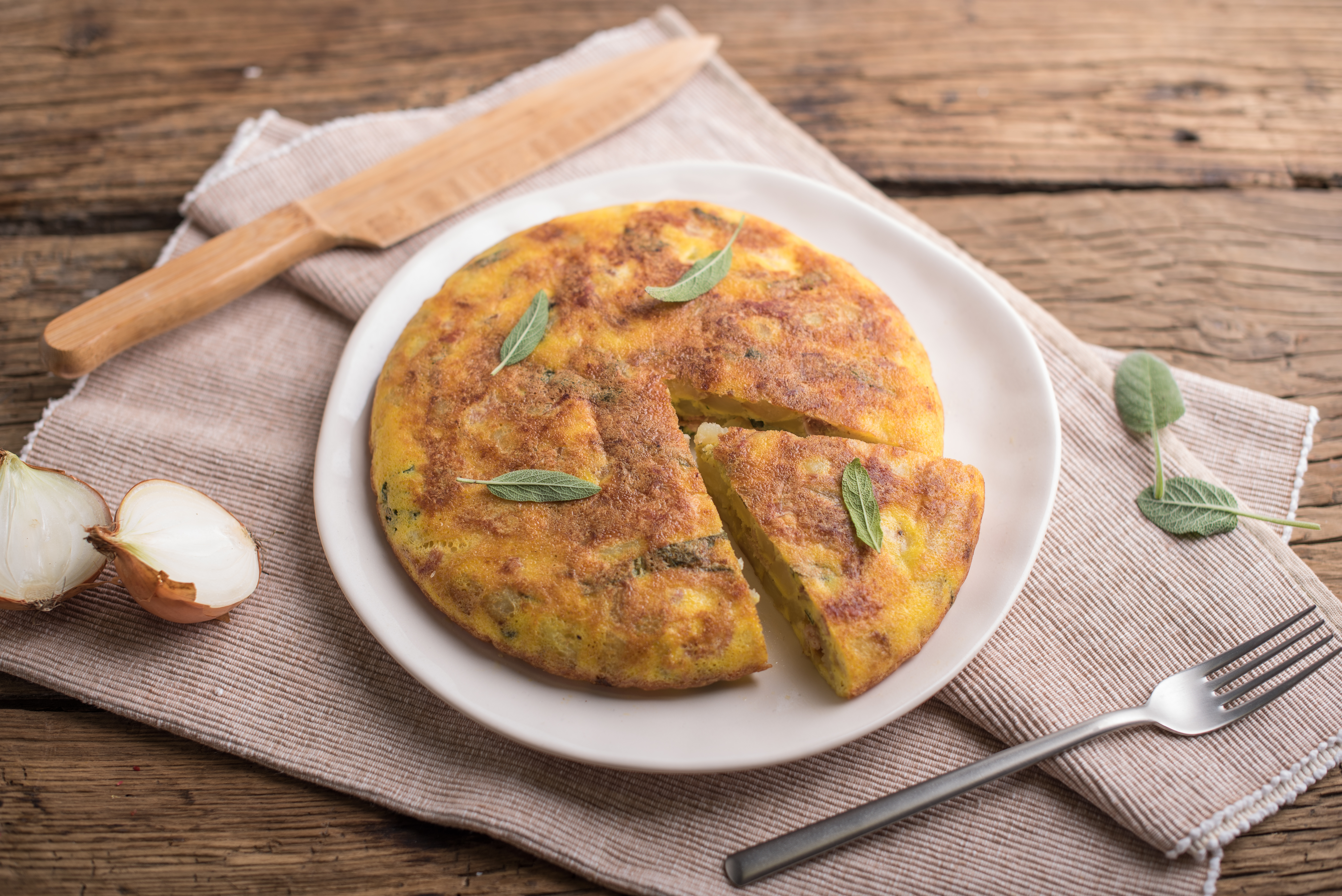 Tortilla al crudo e salvia