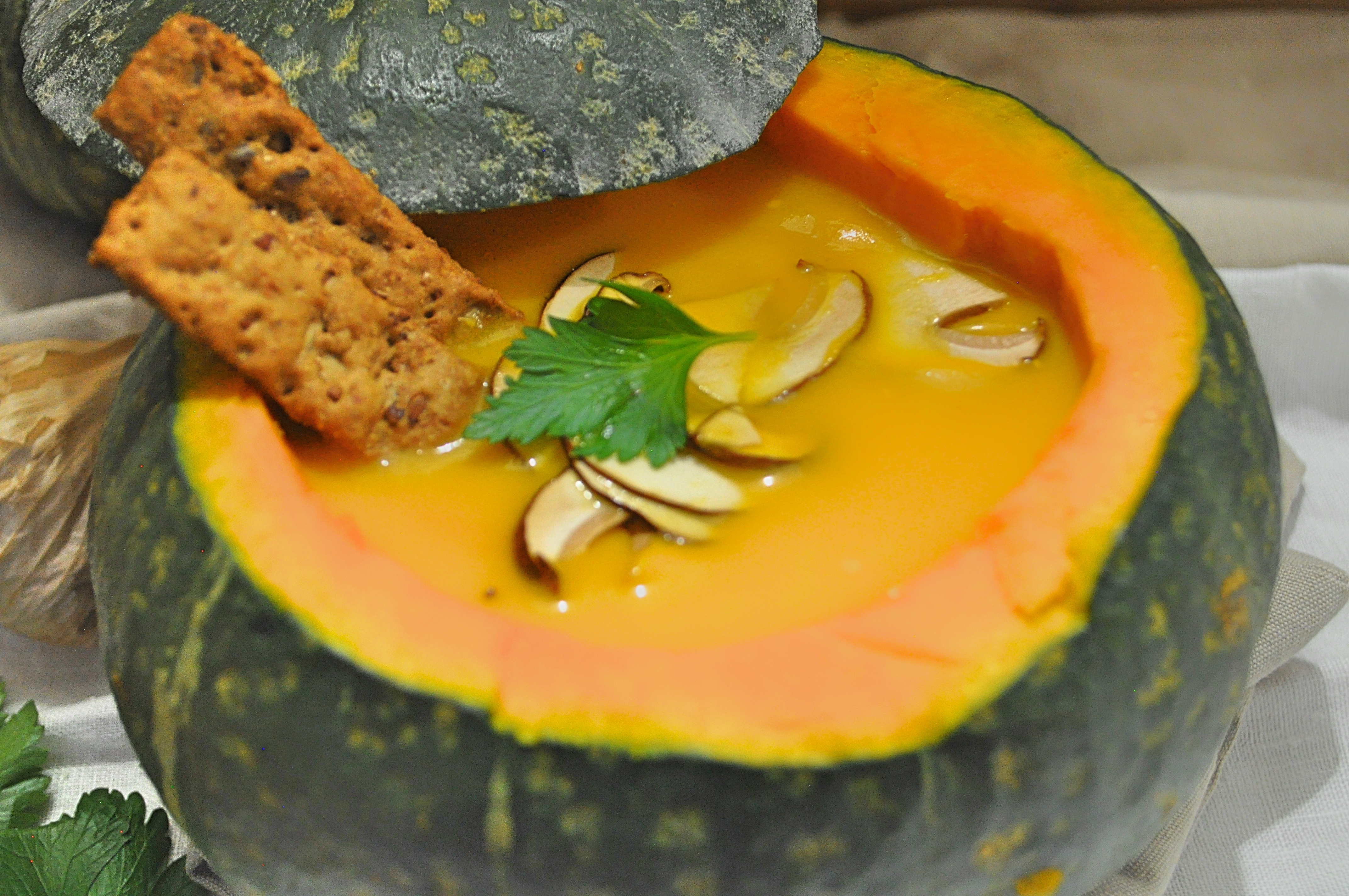 Vellutata di zucca e porcini