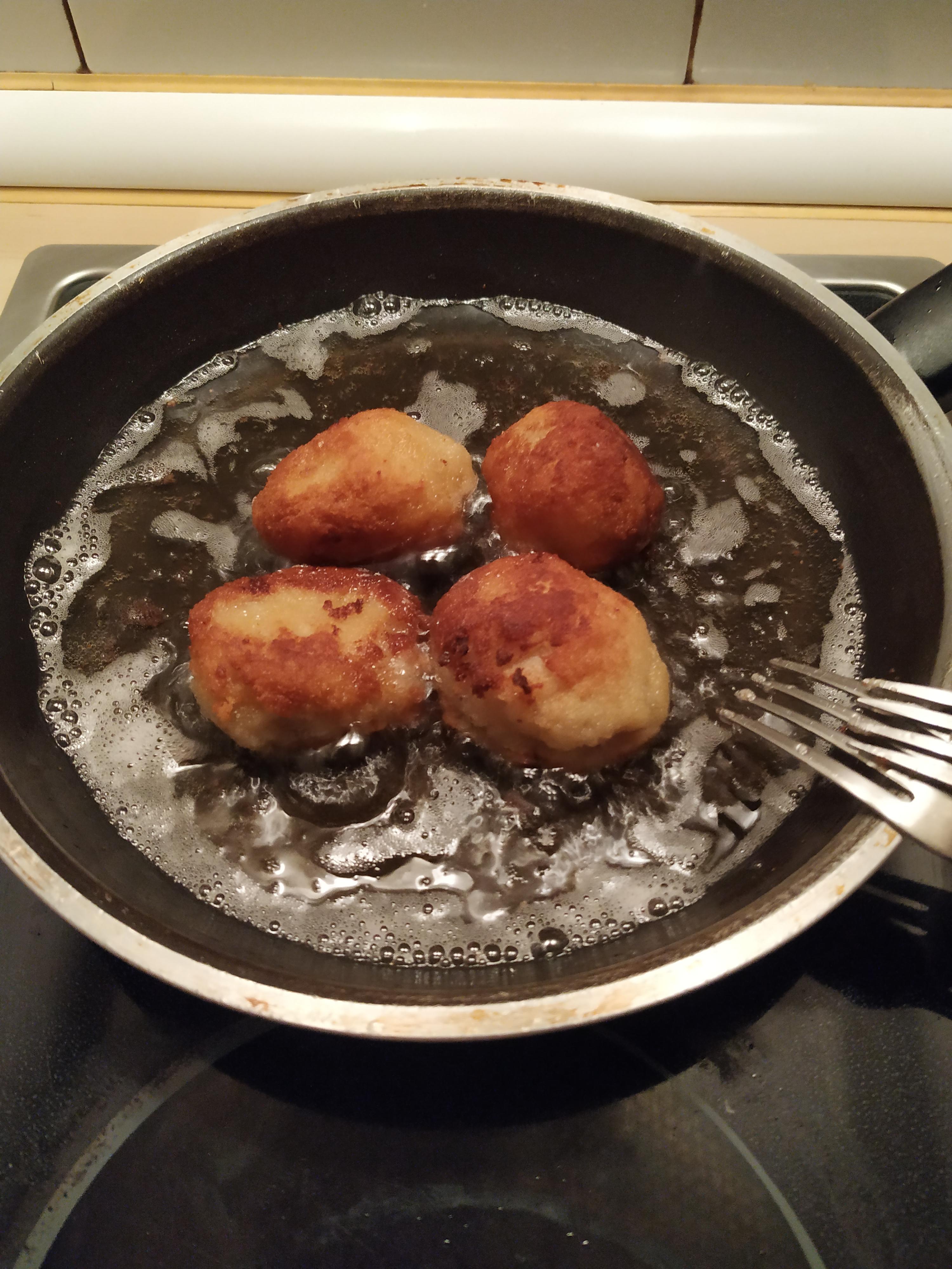 Croquetas cremosas de jamón