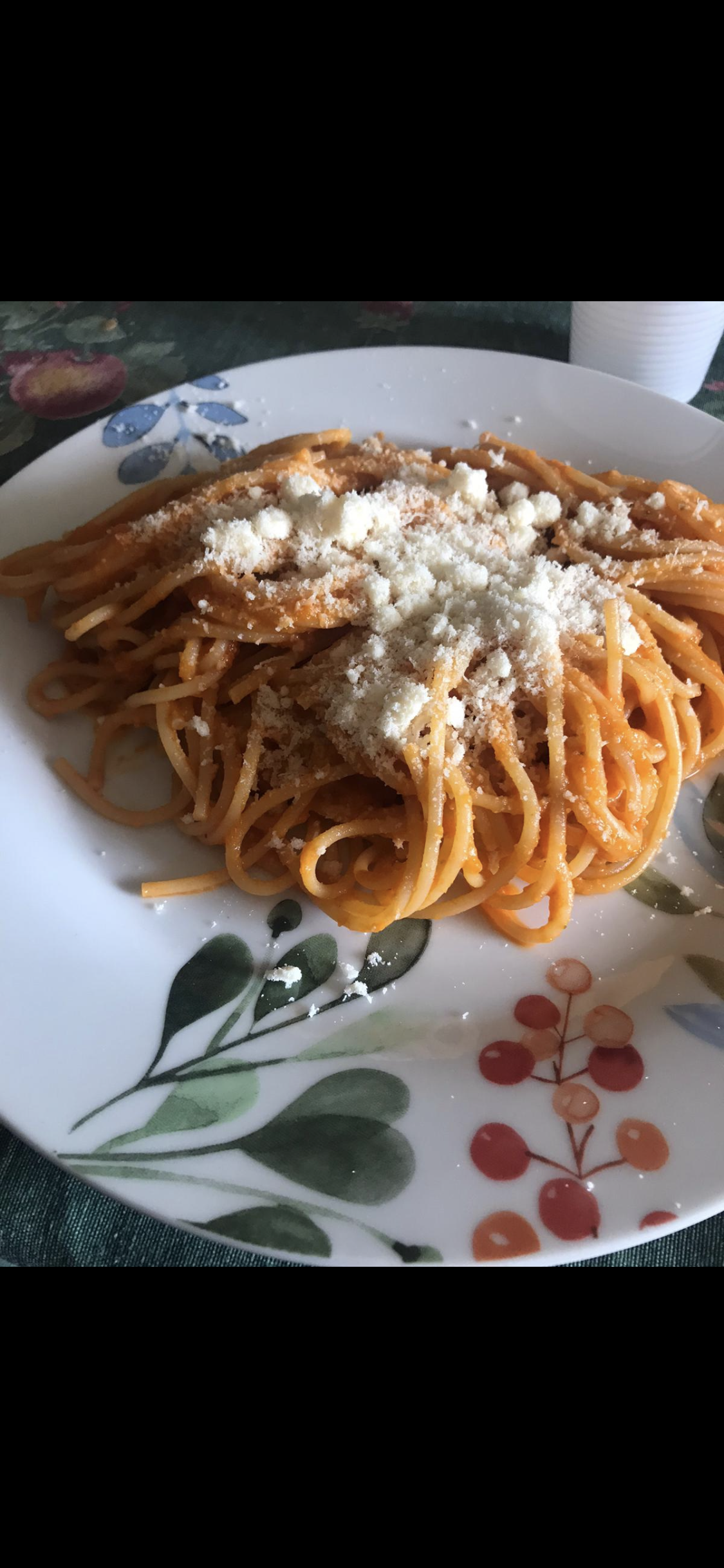 Sugo con pomodori pelati