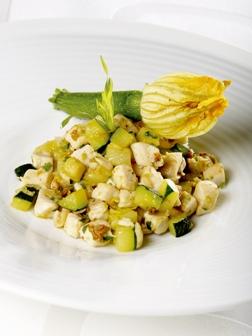 Hähnchengulasch mit Estragon und Zucchini