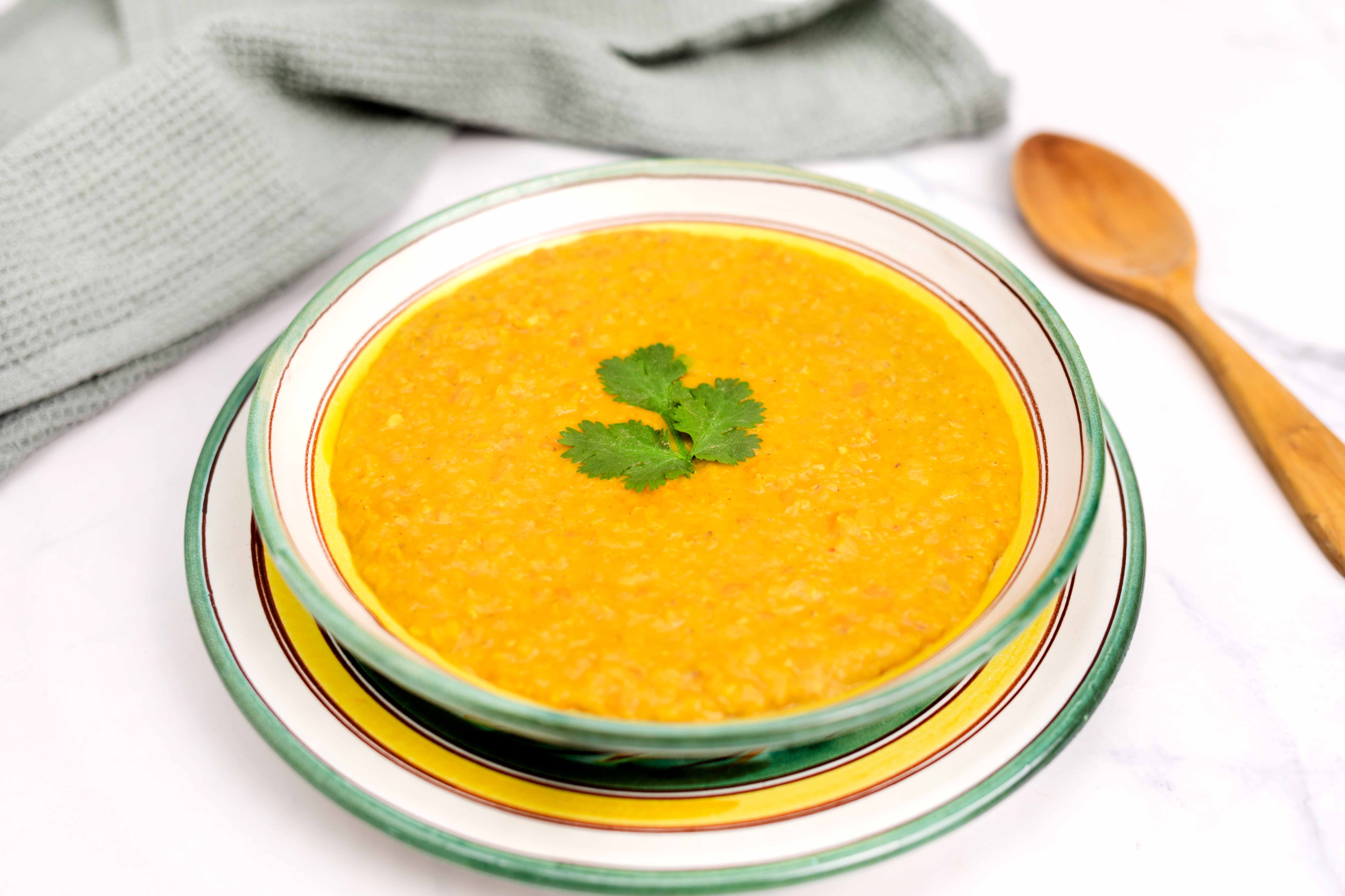 Lentejas rojas con leche de coco y masala