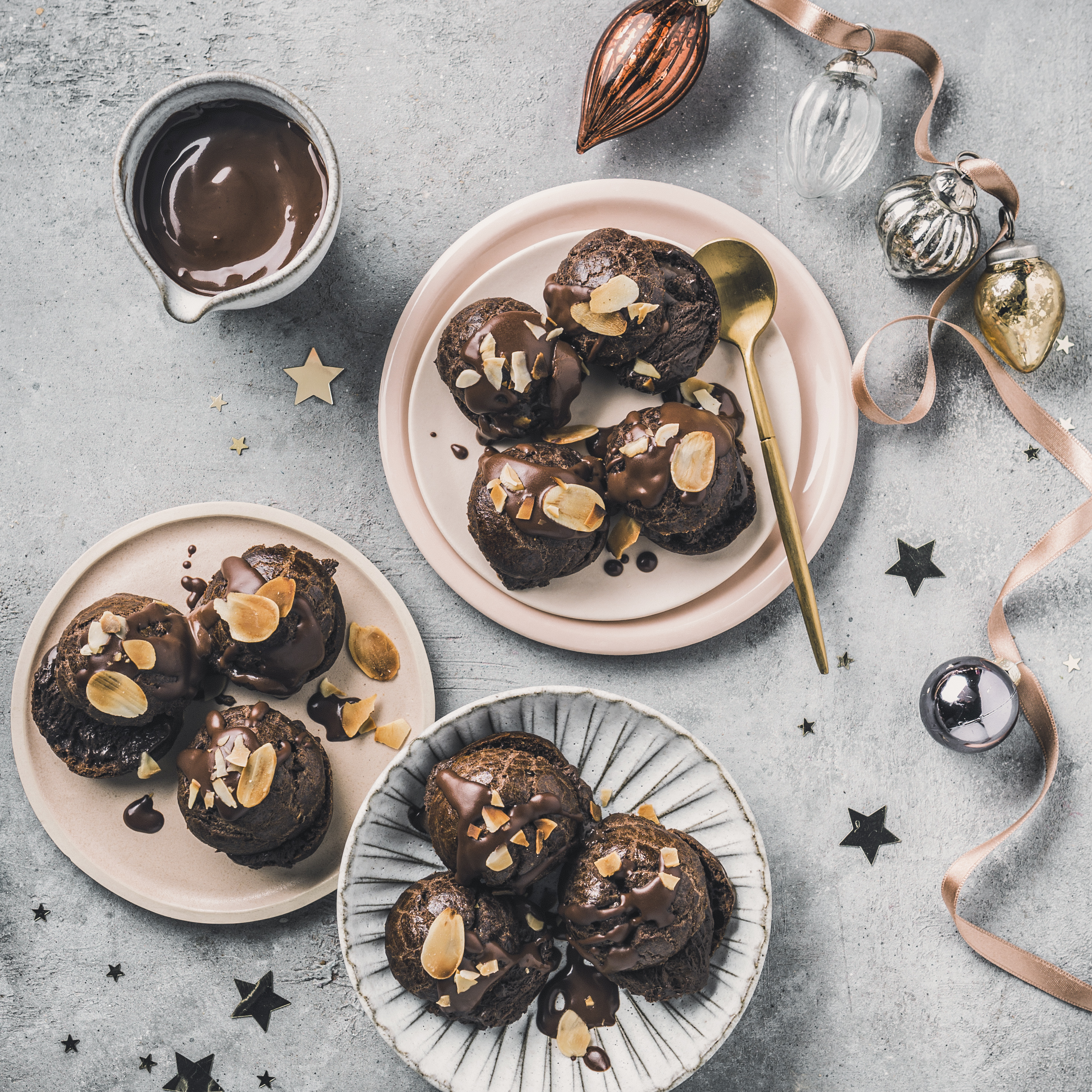 Profiteroles de chocolate