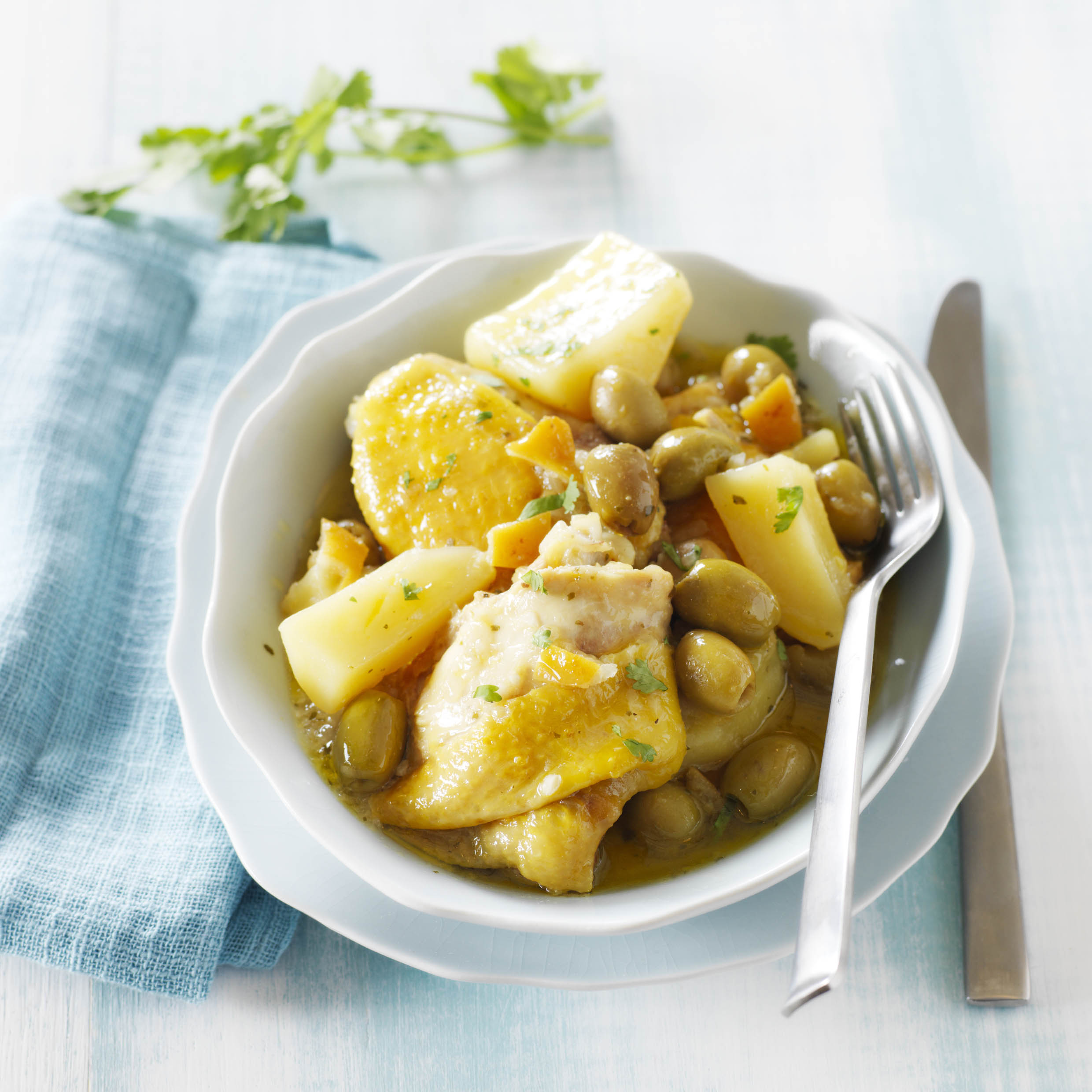 Tajín de pollo con limón y cilantro