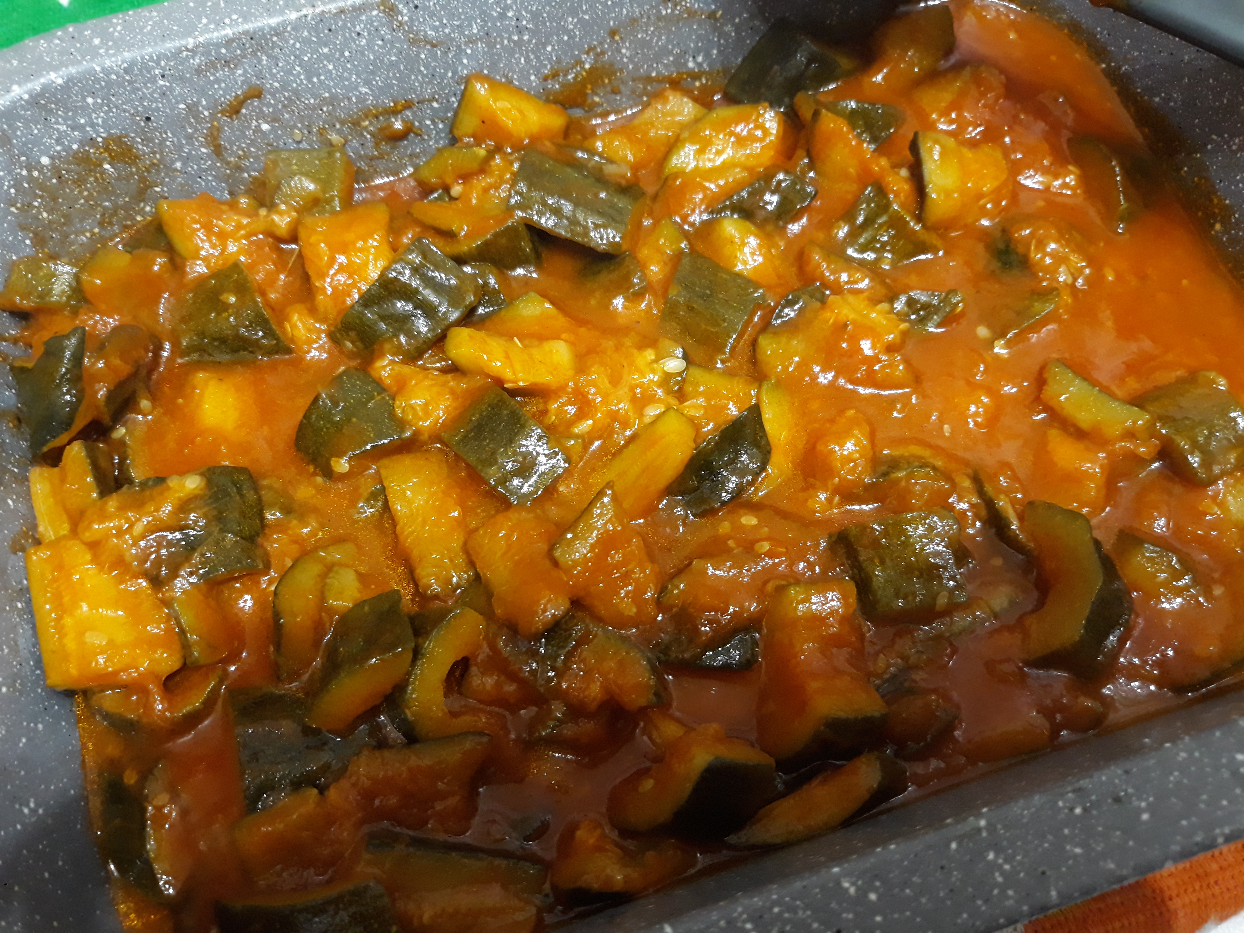 Zucchine al pomodoro