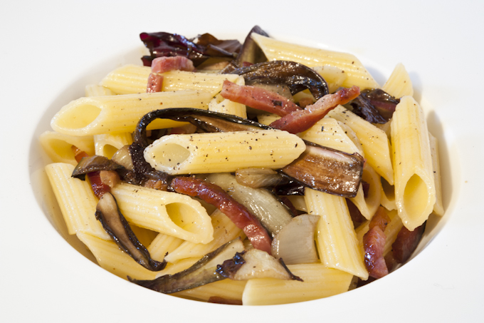 Penne al radicchio e speck