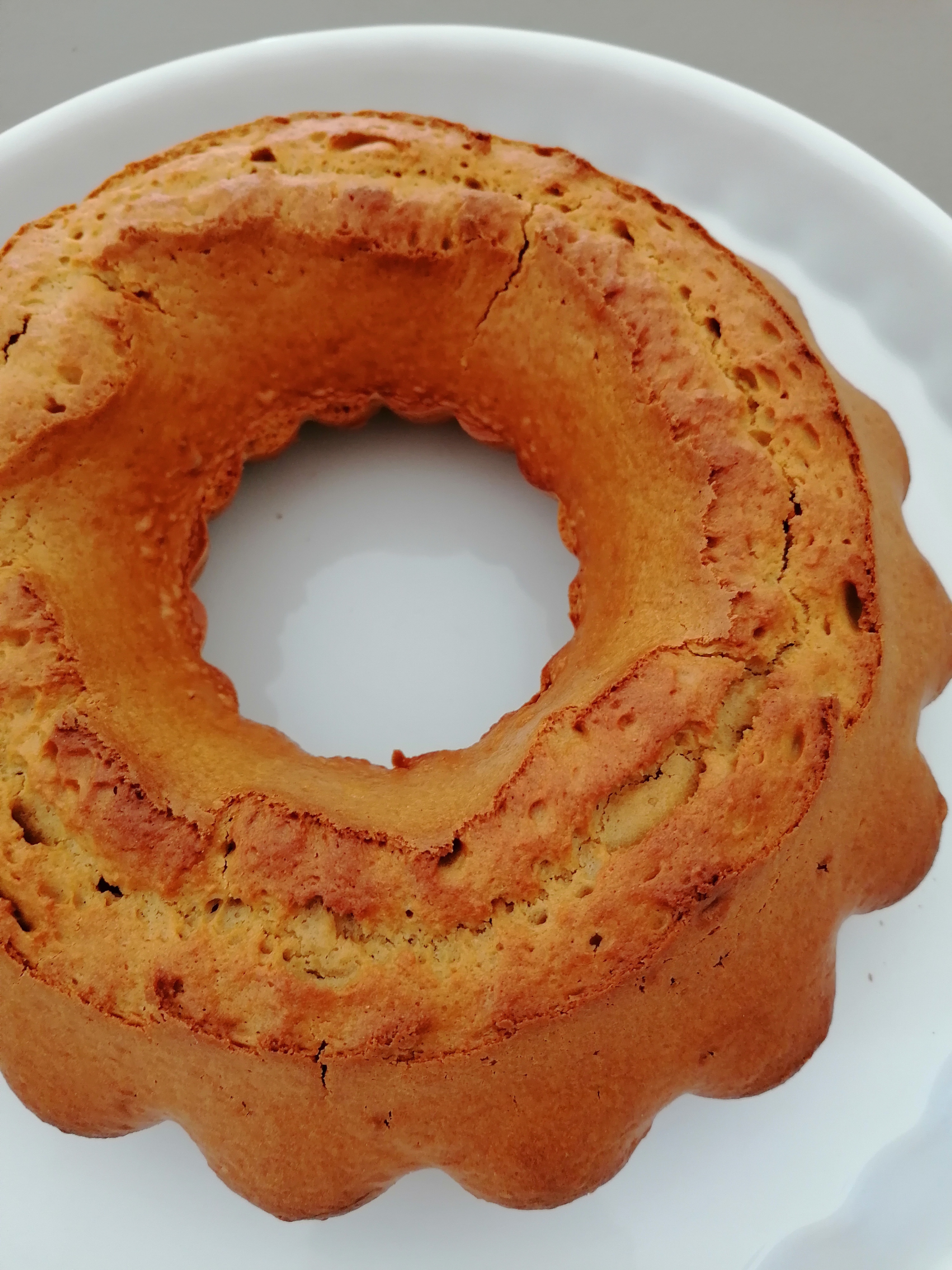 Ciambella allo yogurt e mela