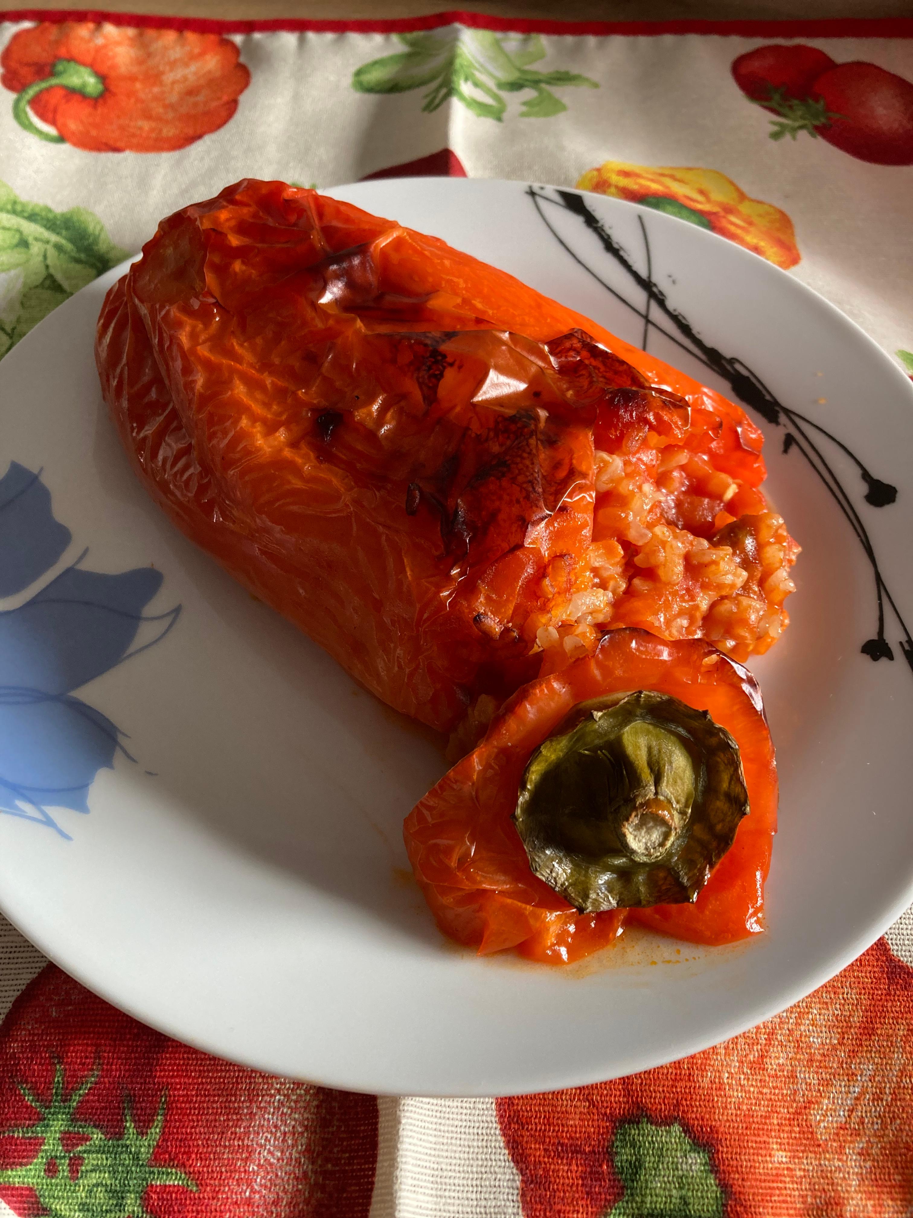 Pimientos rellenos de arroz y ternera