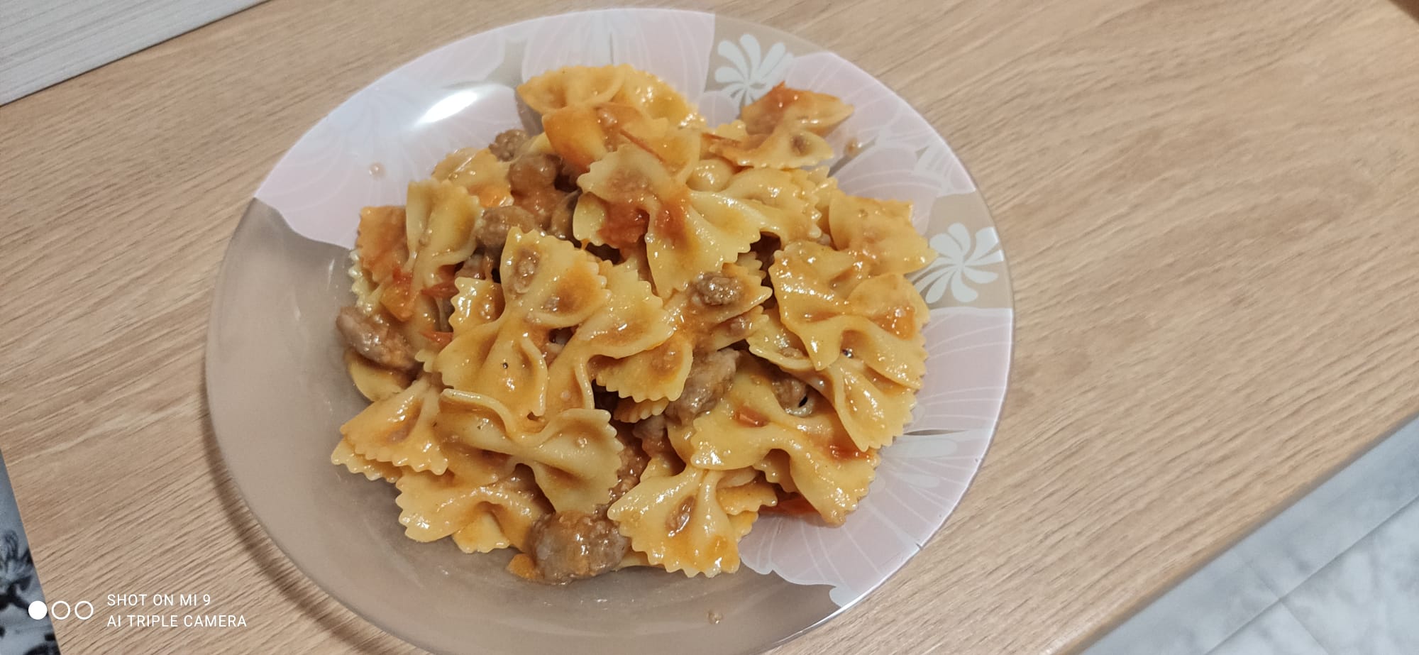 Pasta pomodorini e salsiccia