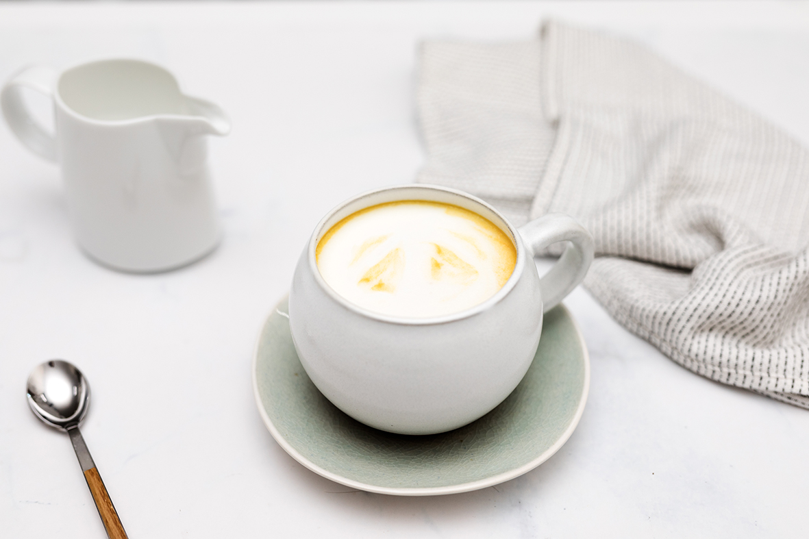 Capuchino de boniato, zanahoria y naranja