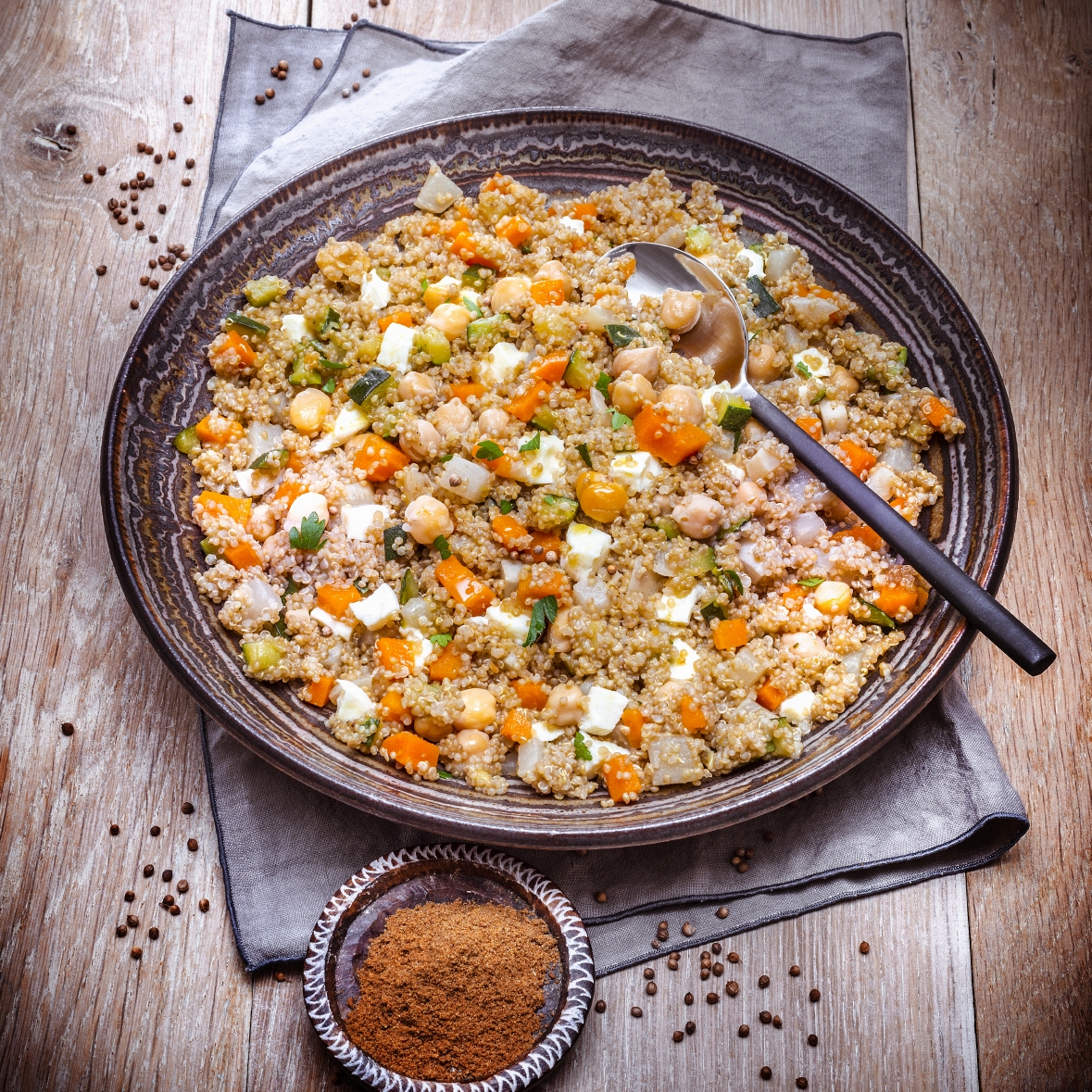 Quinoa con verduras y garbanzos
