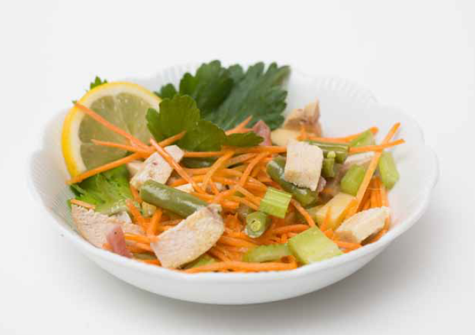 Insalata di pollo freddo