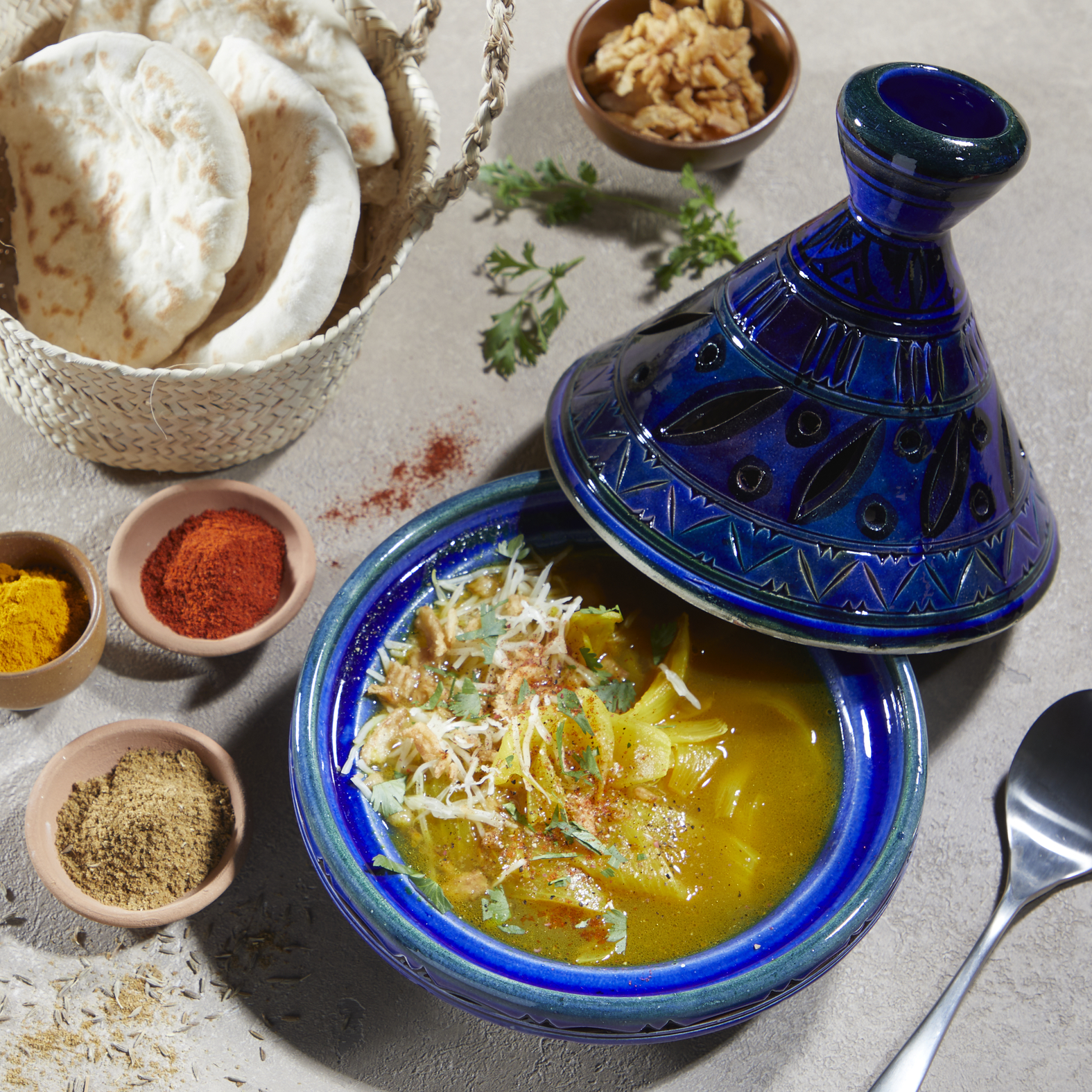 Sopa oriental de cebolla