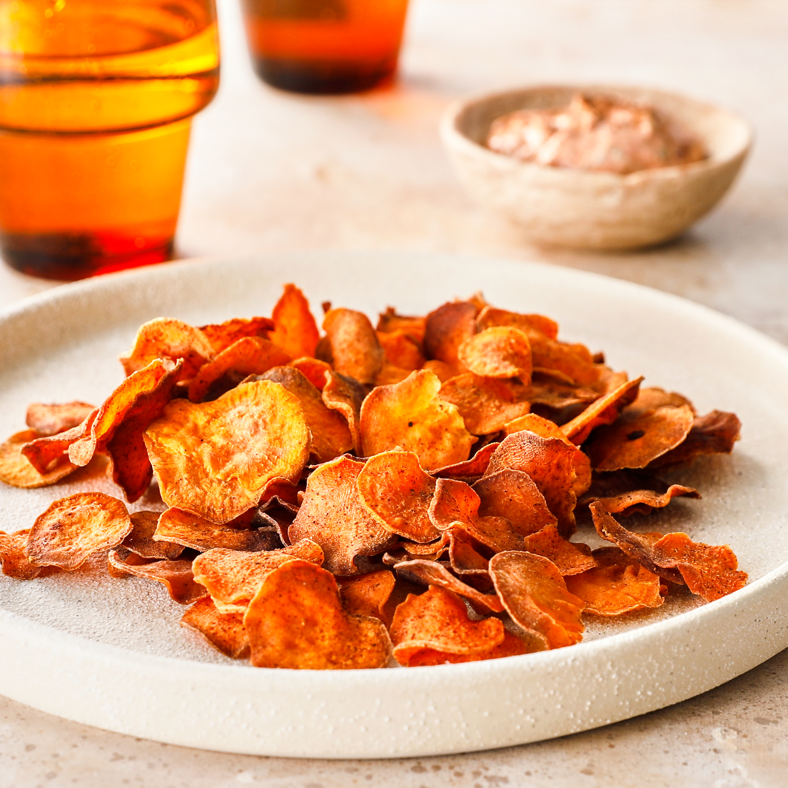 Zoete aardappel chips