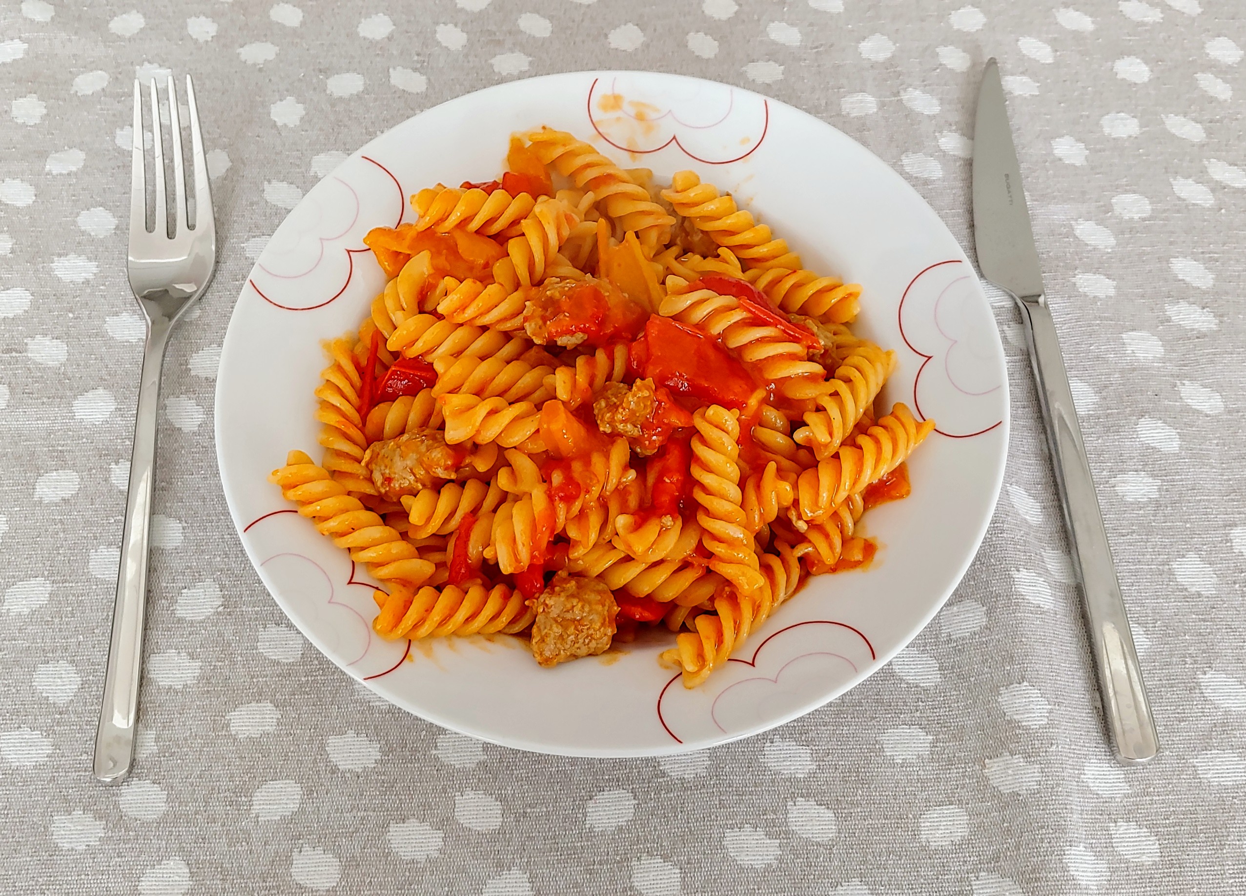 Sugo peperoni e salsiccia