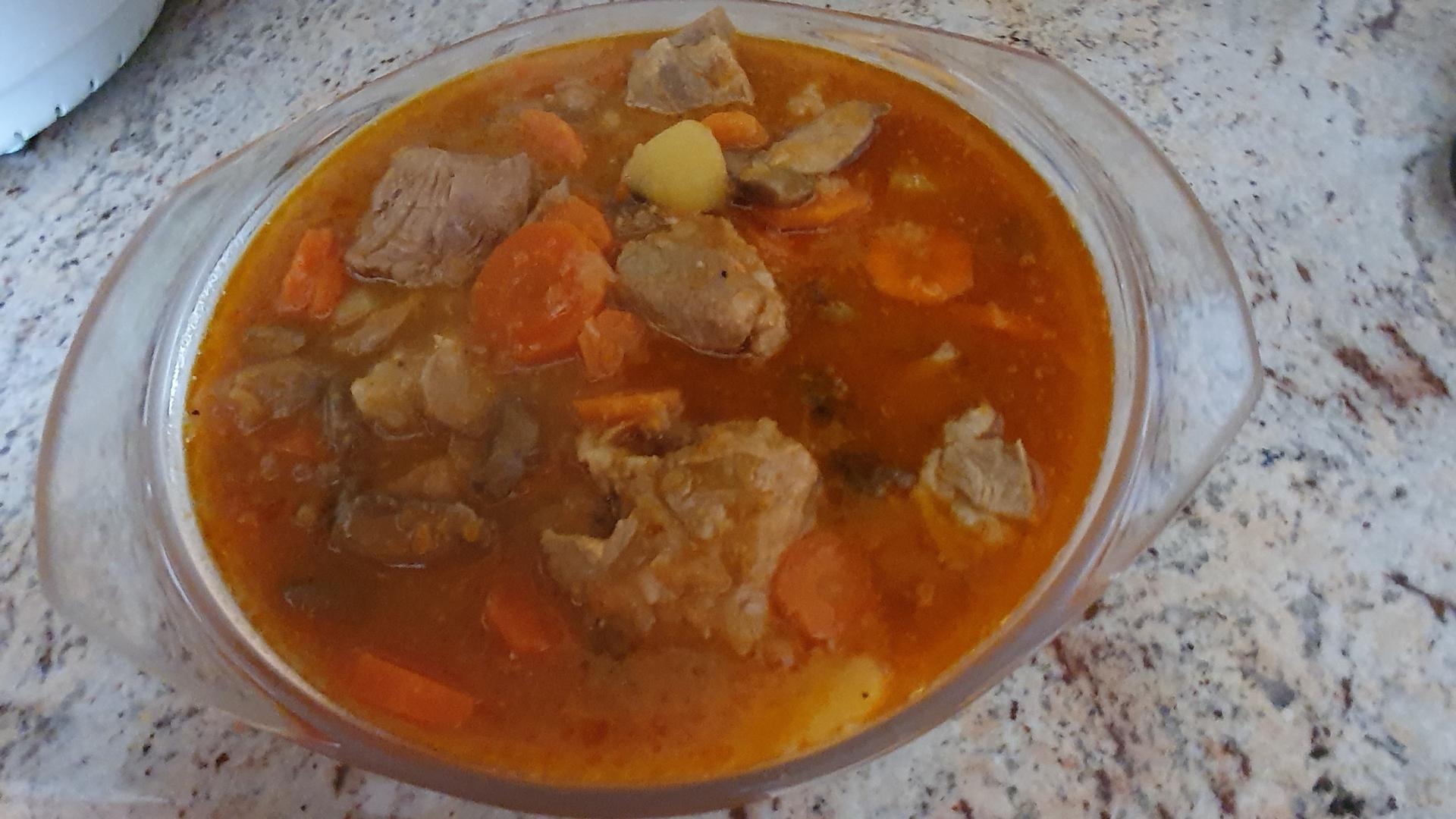 Jarret de porc, pommes de terre et carottes - Recette Cookeo | Moulinex