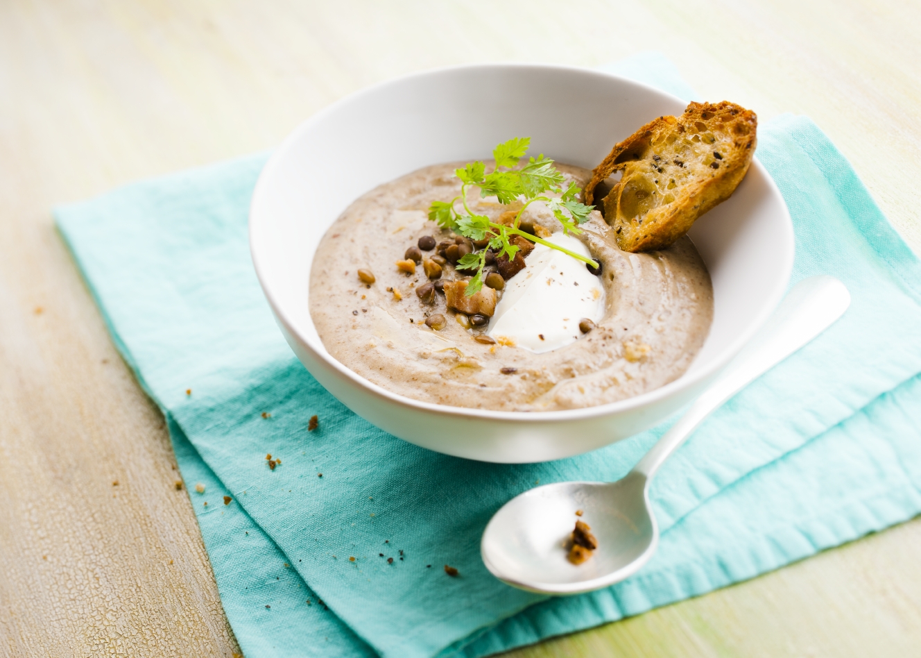 Sopa de lentilhas e bacon