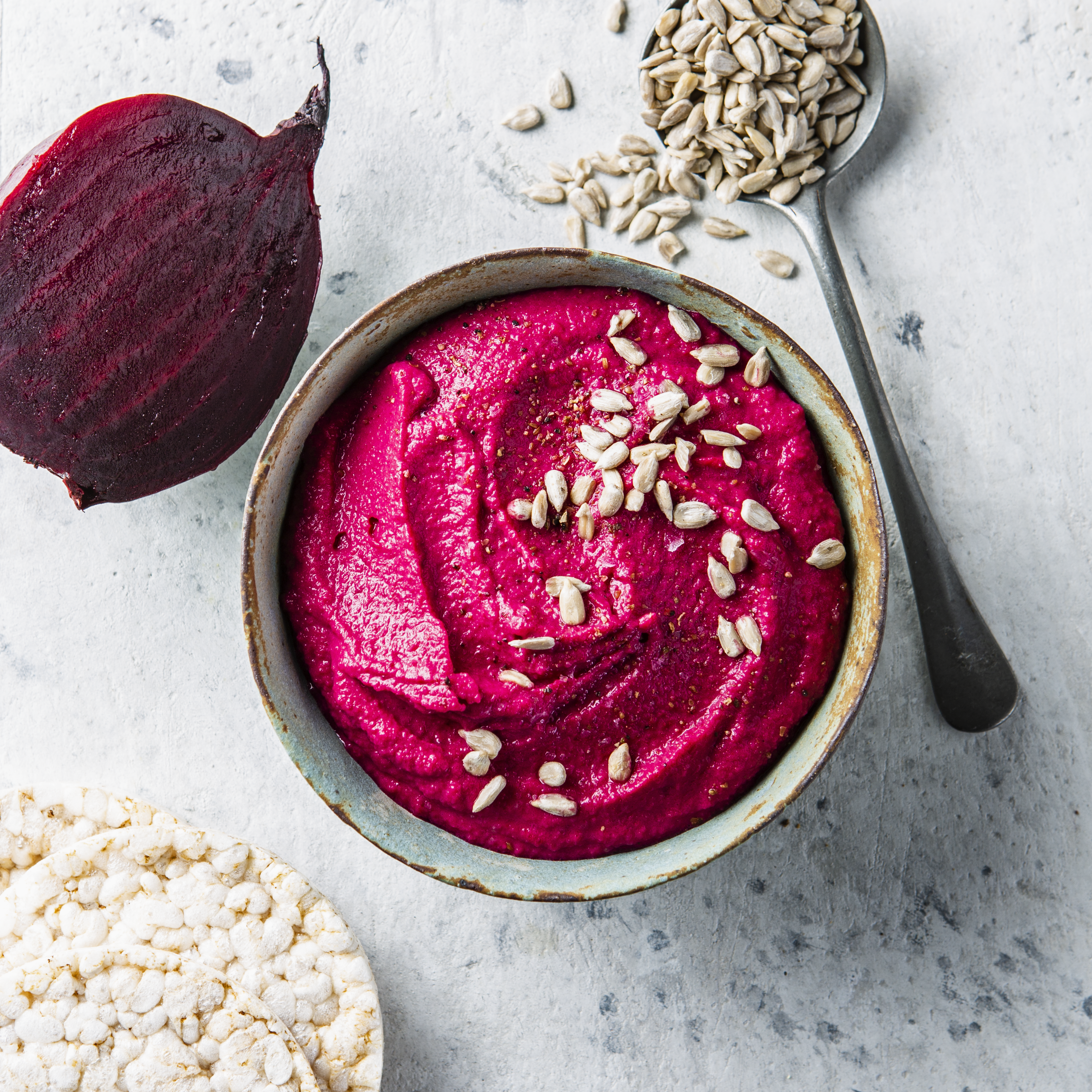 Hummus aus Roter Bete und Kichererbsen