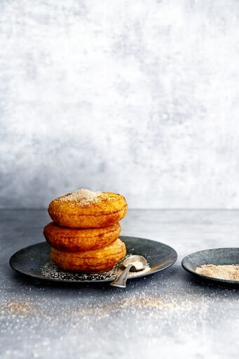 Appelbeignets met kaneelsuiker