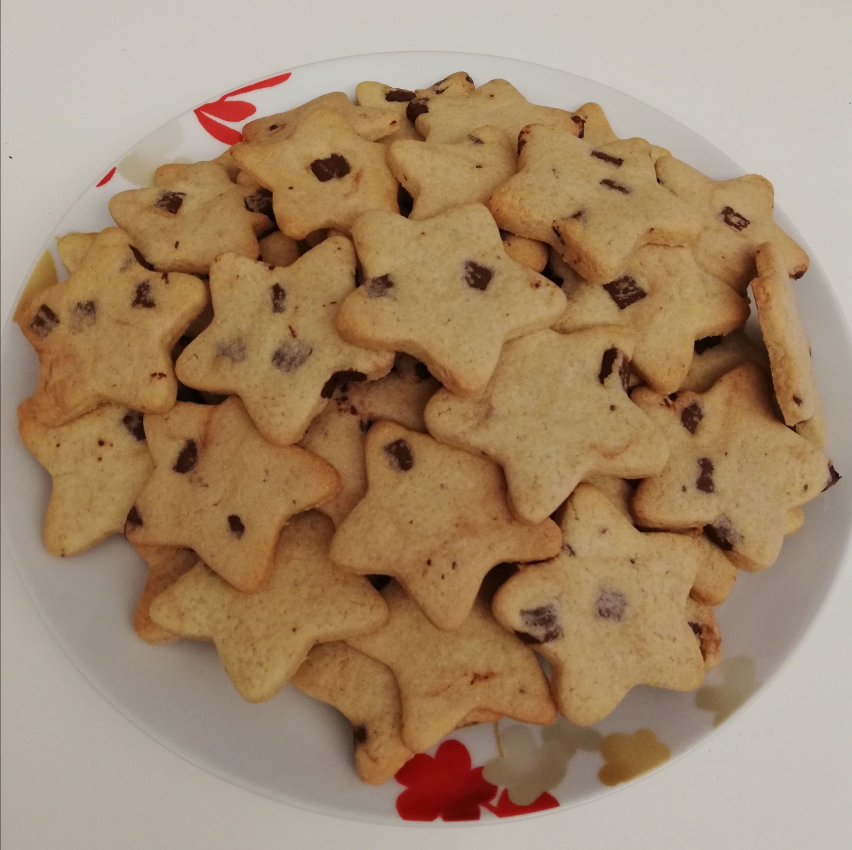 Stelline con gocce di cioccolato