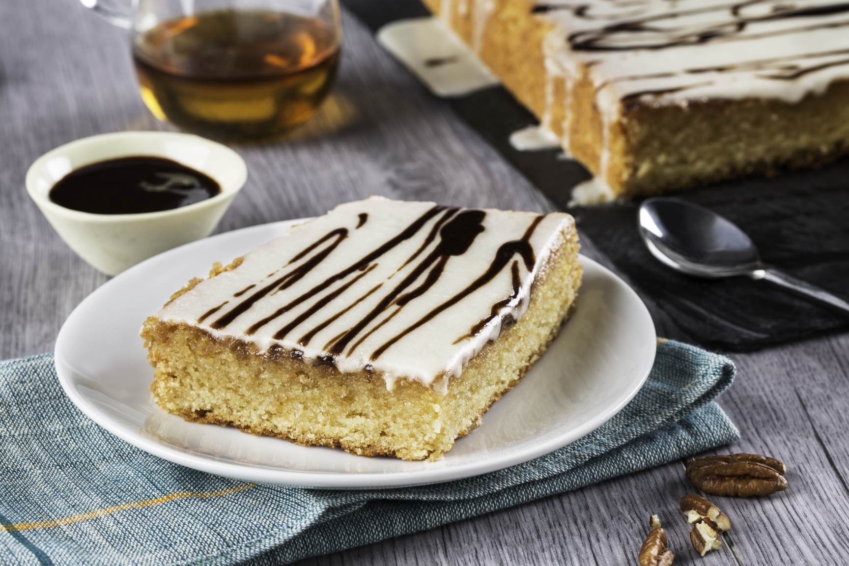 Bolo de xarope de ácer glaceado