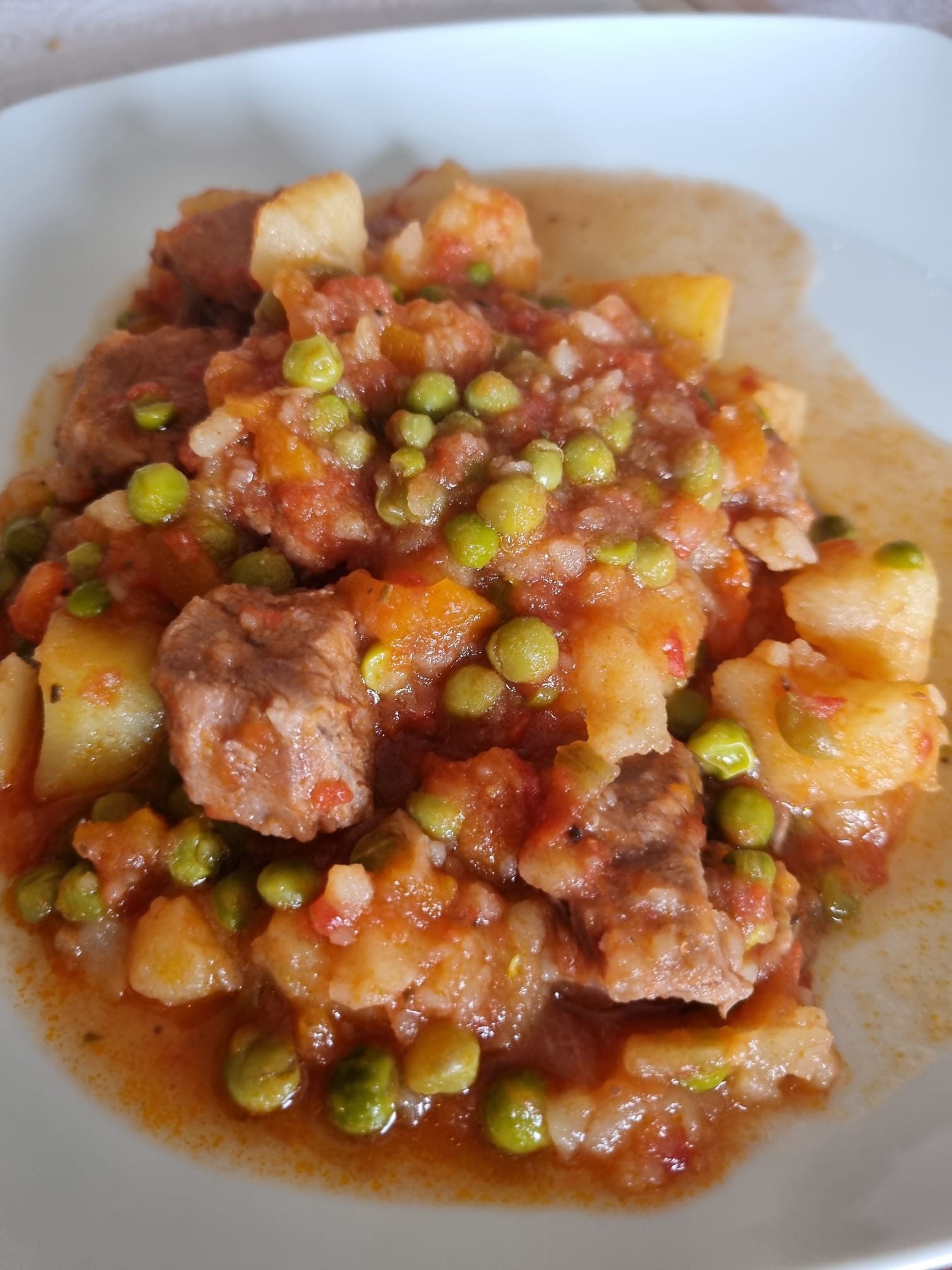 Spezzatino patate e piselli