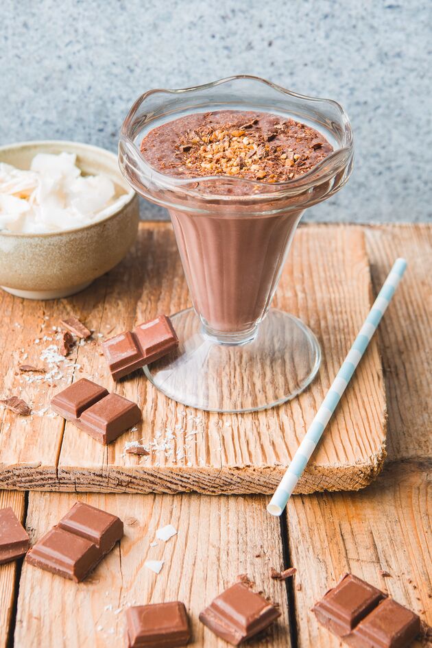 Batido de chocolate, banana e coco