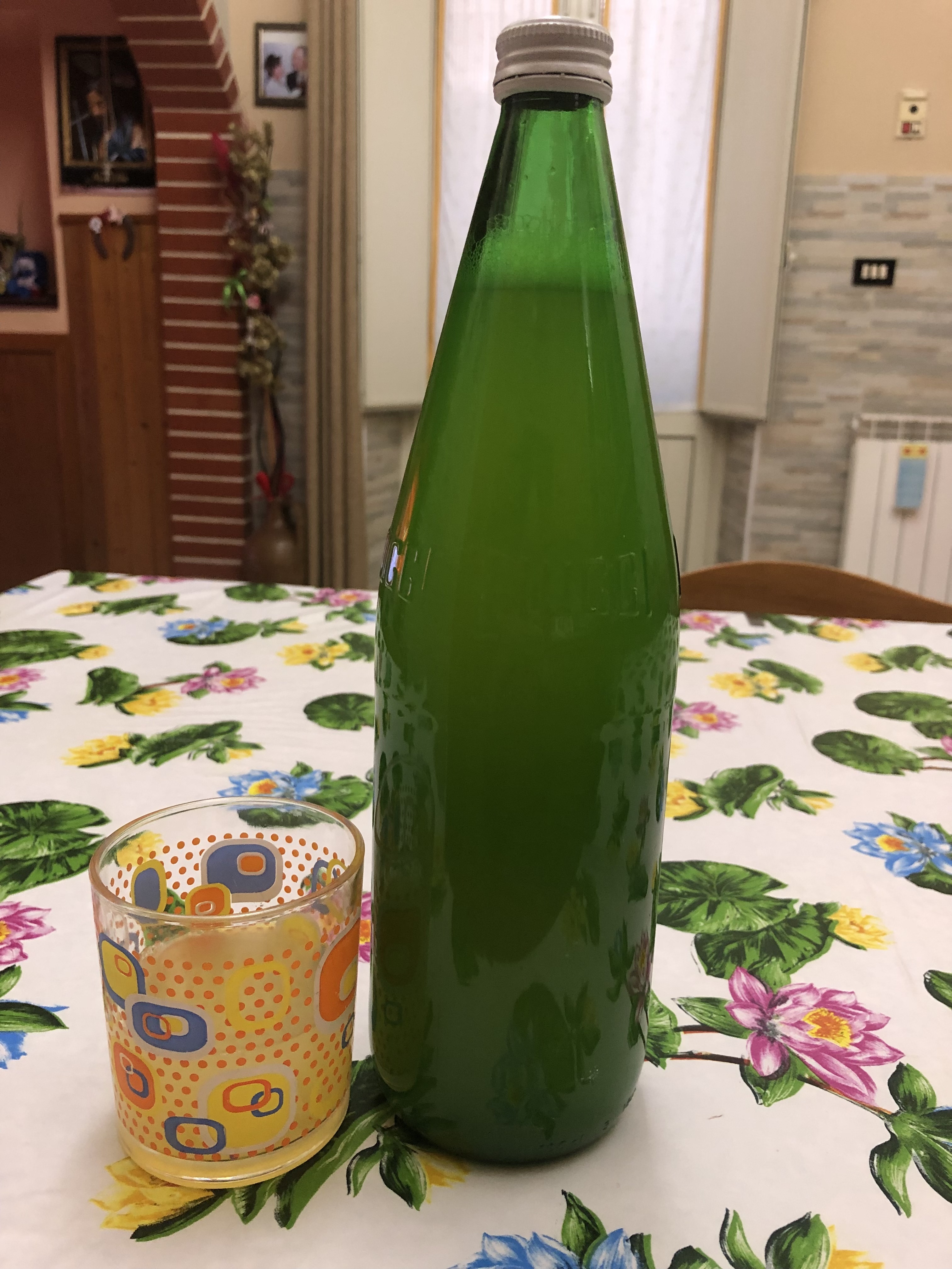 Succo di frutta mela