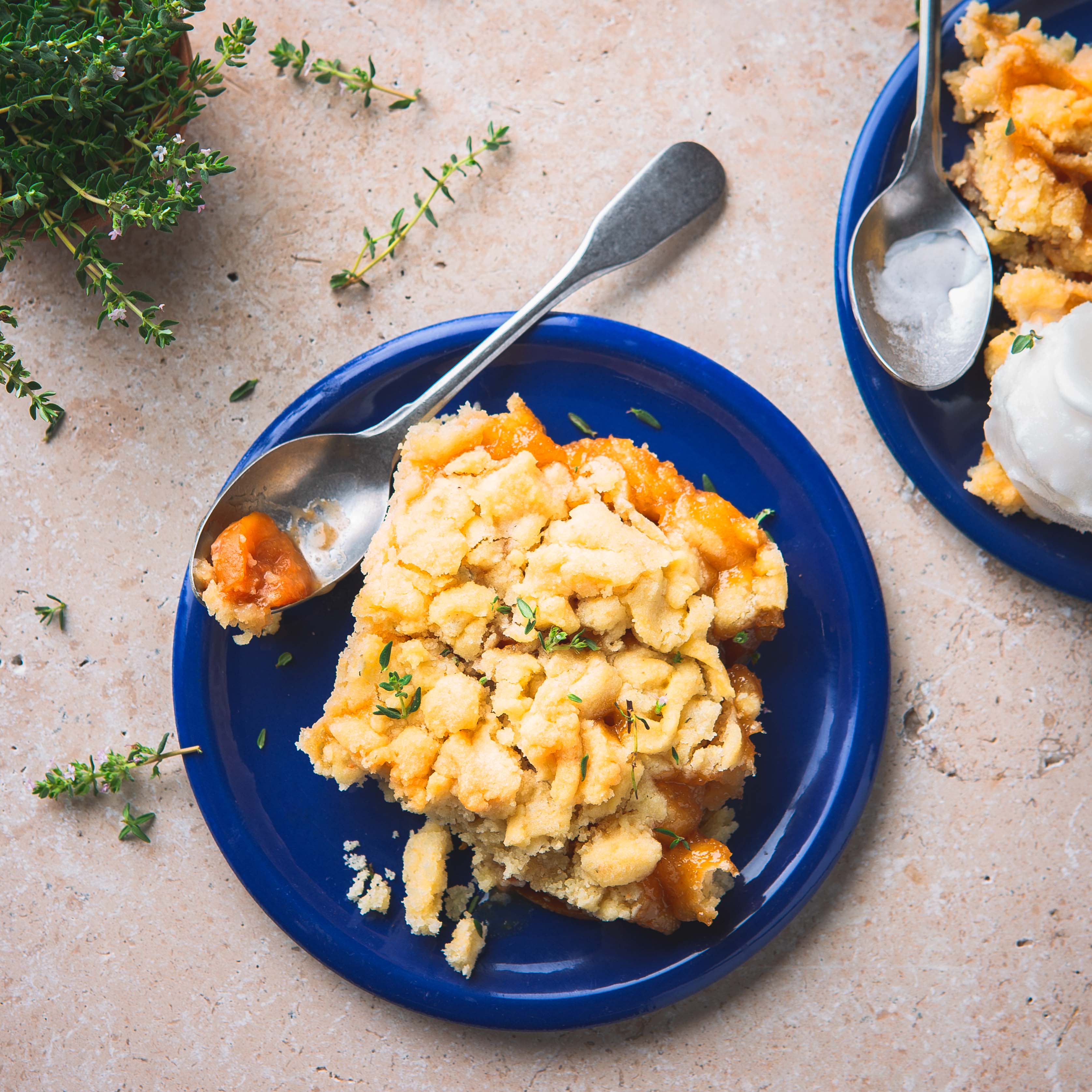 Mirabellen und Thymian Crumble