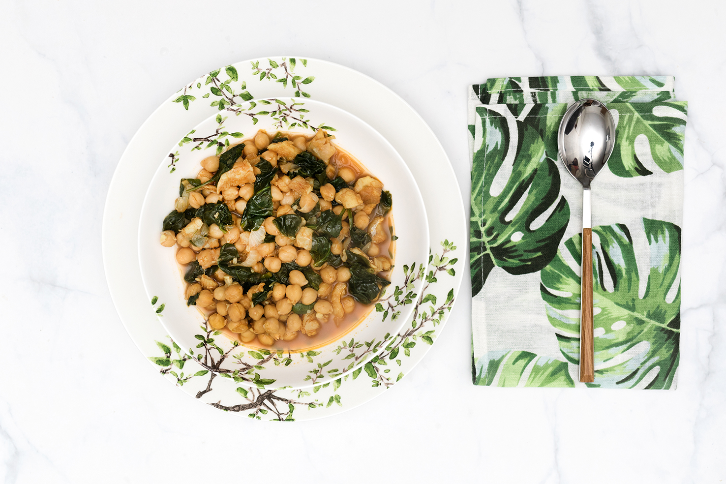 Potaje de bacalao con garbanzos y espinacas
