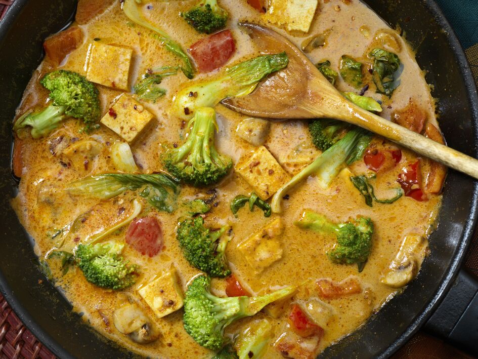 Curry rojo tailandés con verduras