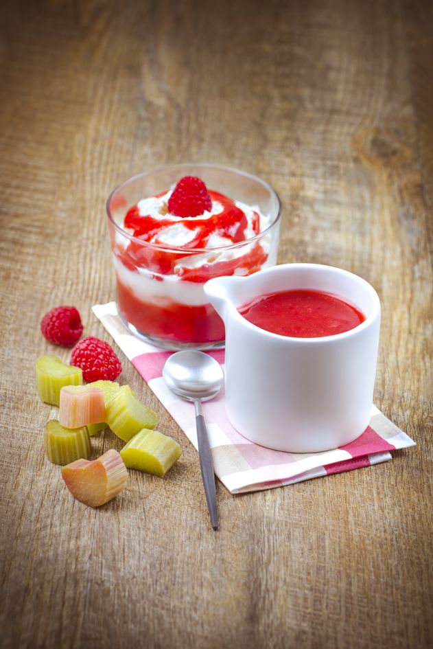 Coulis de ruibarbo con frambuesa