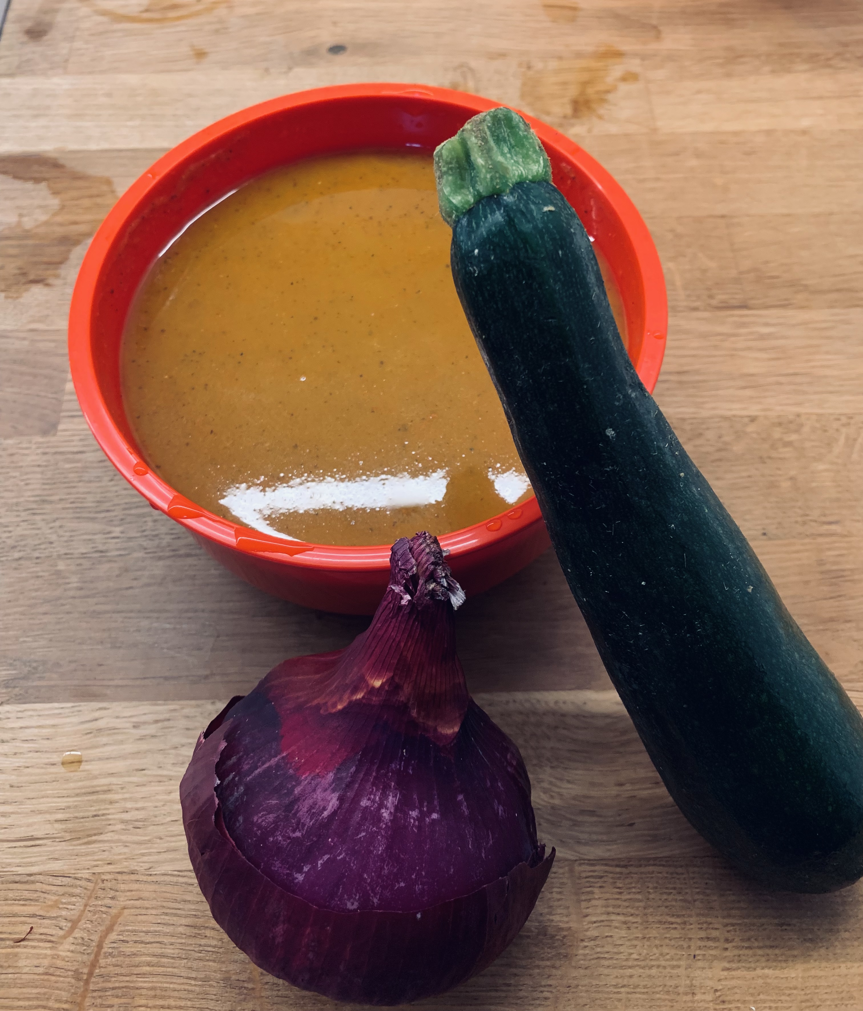 Vellutata di peperoni, zucchine e melanzane
