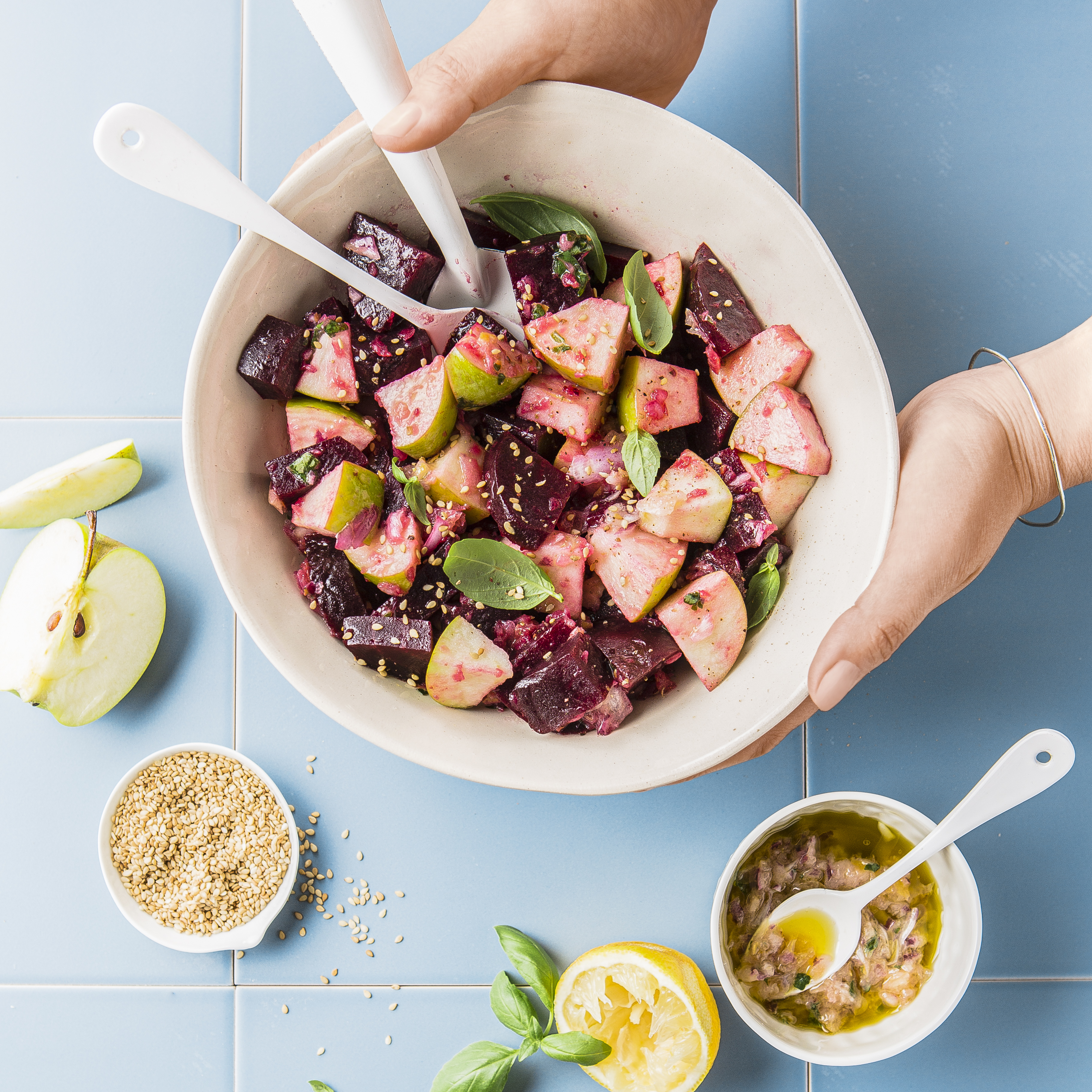 Ensalada de remolacha con limón confitado y vinagreta de cardamomo
