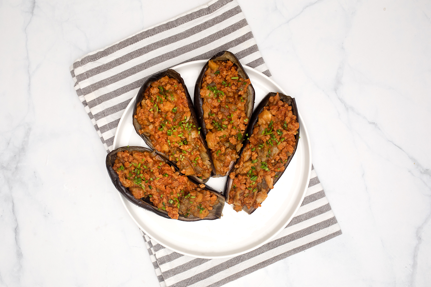 Berenjenas rellenas de boloñesa vegana