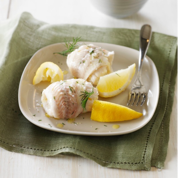 Rollo de pescado blanco con limón
